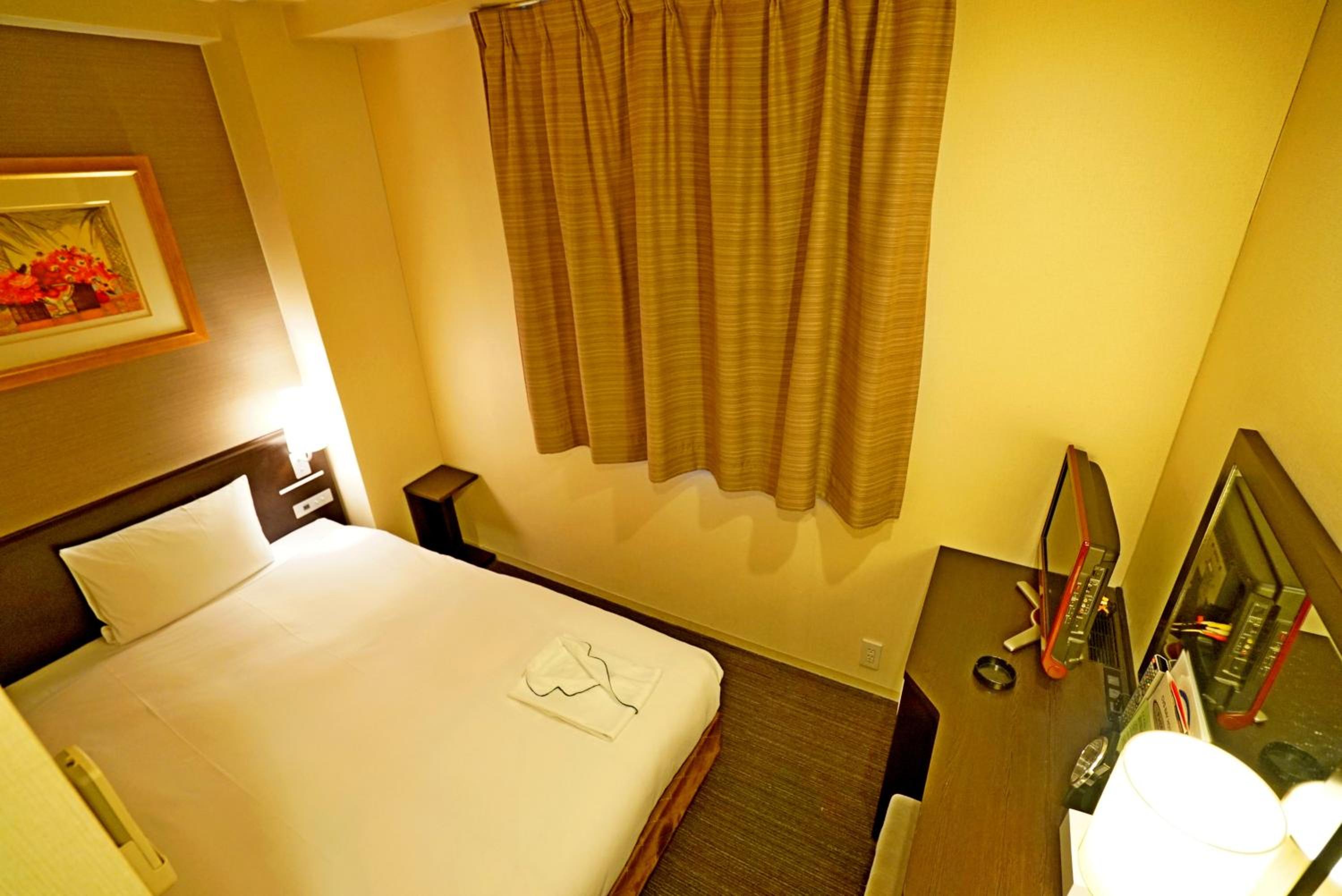 Single Room - Non-Smoking - Eco Plan(No Daily Cleaning)