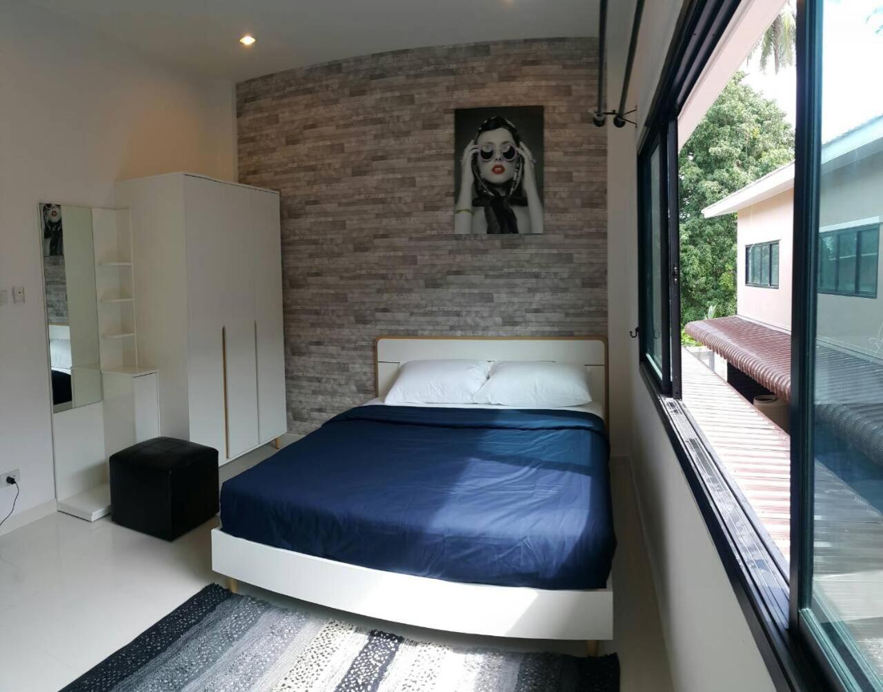 Two-Bedroom Townhouse - Photo 14
