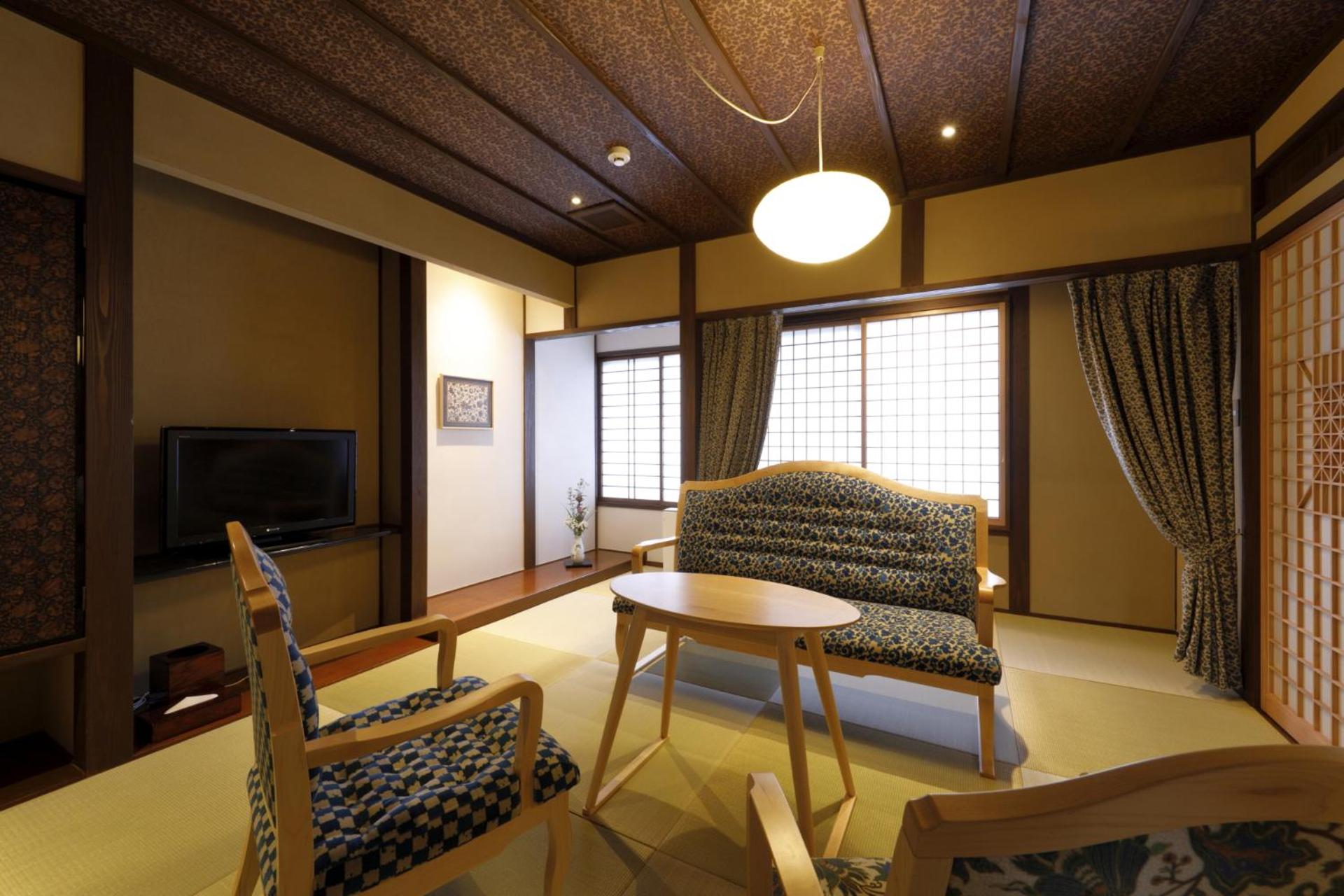 Japanese-Style Room with Shared Bathroom  - Main Building - Photo 1