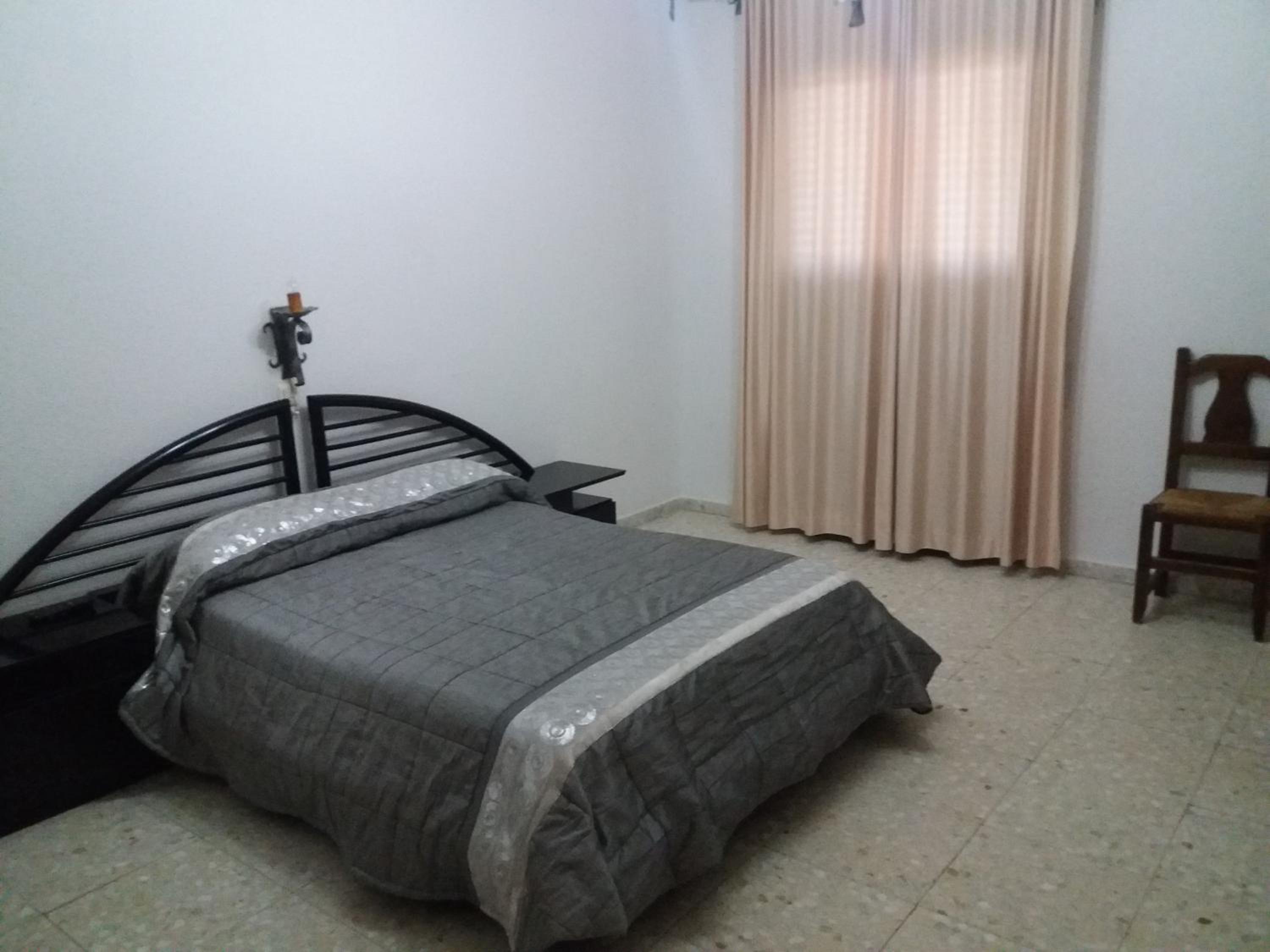 Queen Room - Photo 1