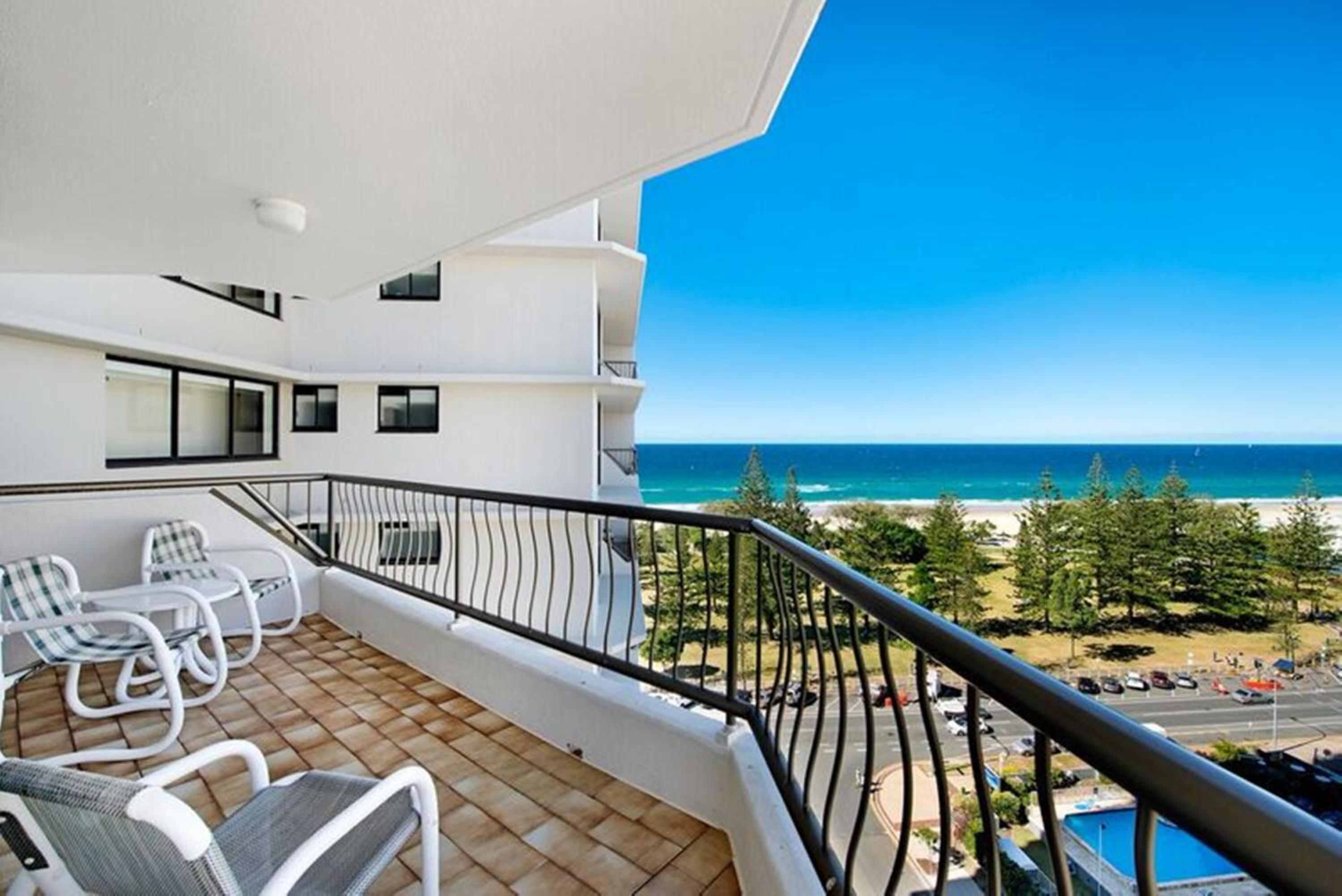 Standard Two Bedroom Ocean View Apartment photo 2