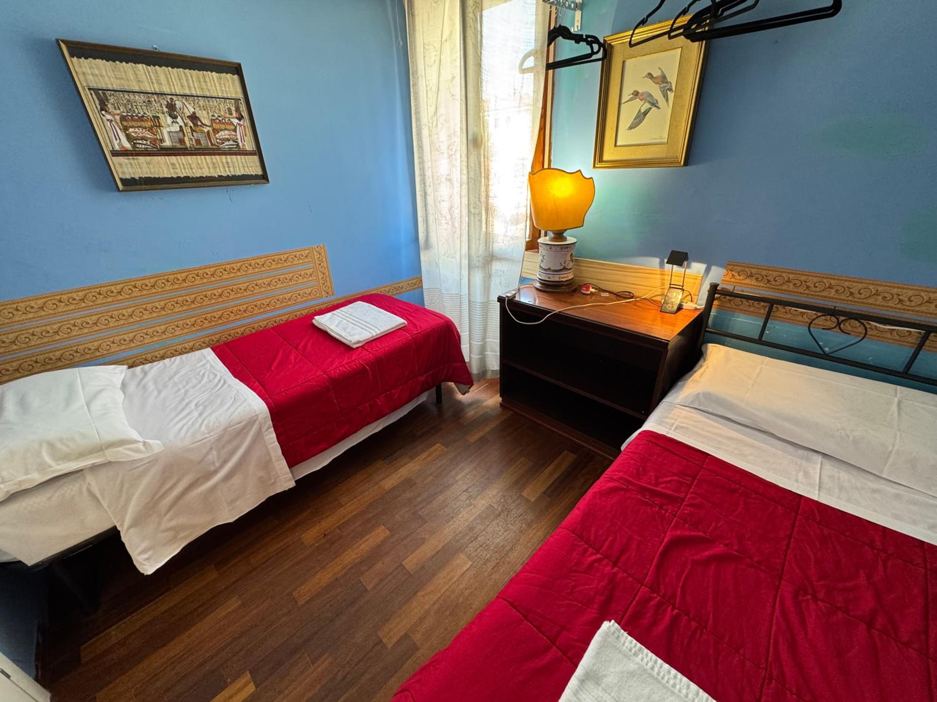 Superior Twin Room with City View photo 2