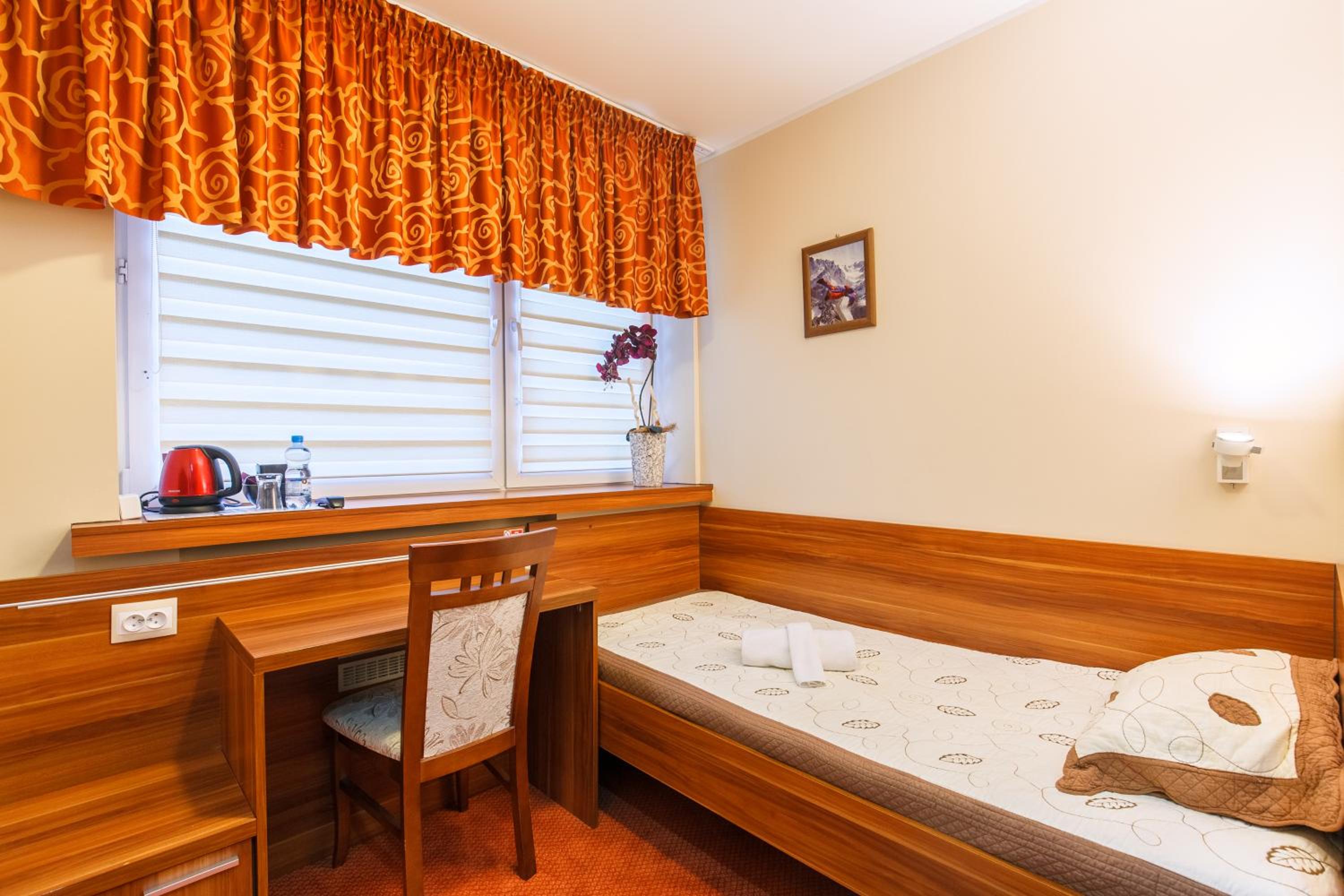 Single Room photo 3