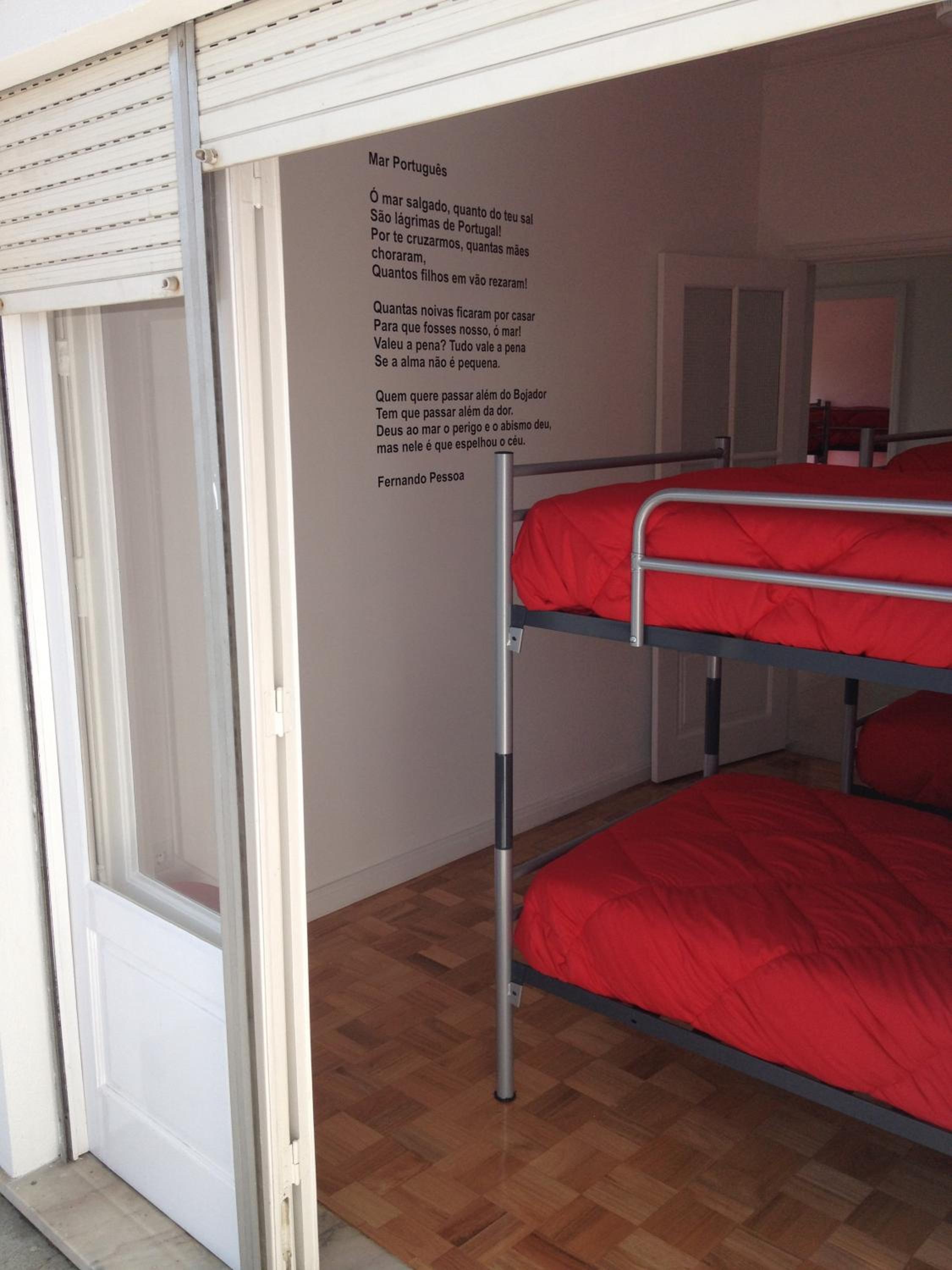 Bed in 4-Bed Mixed Dormitory Room photo 1
