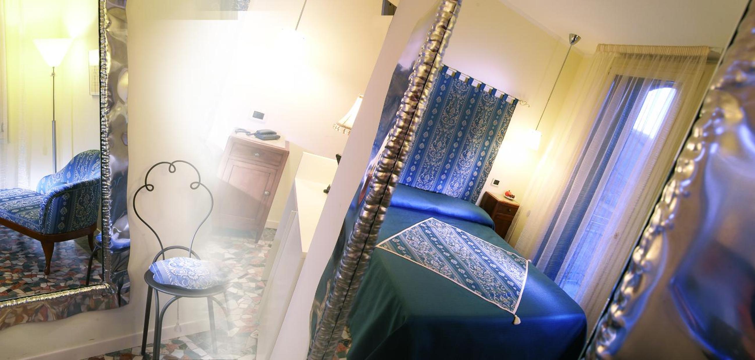 Superior Double Room photo 2