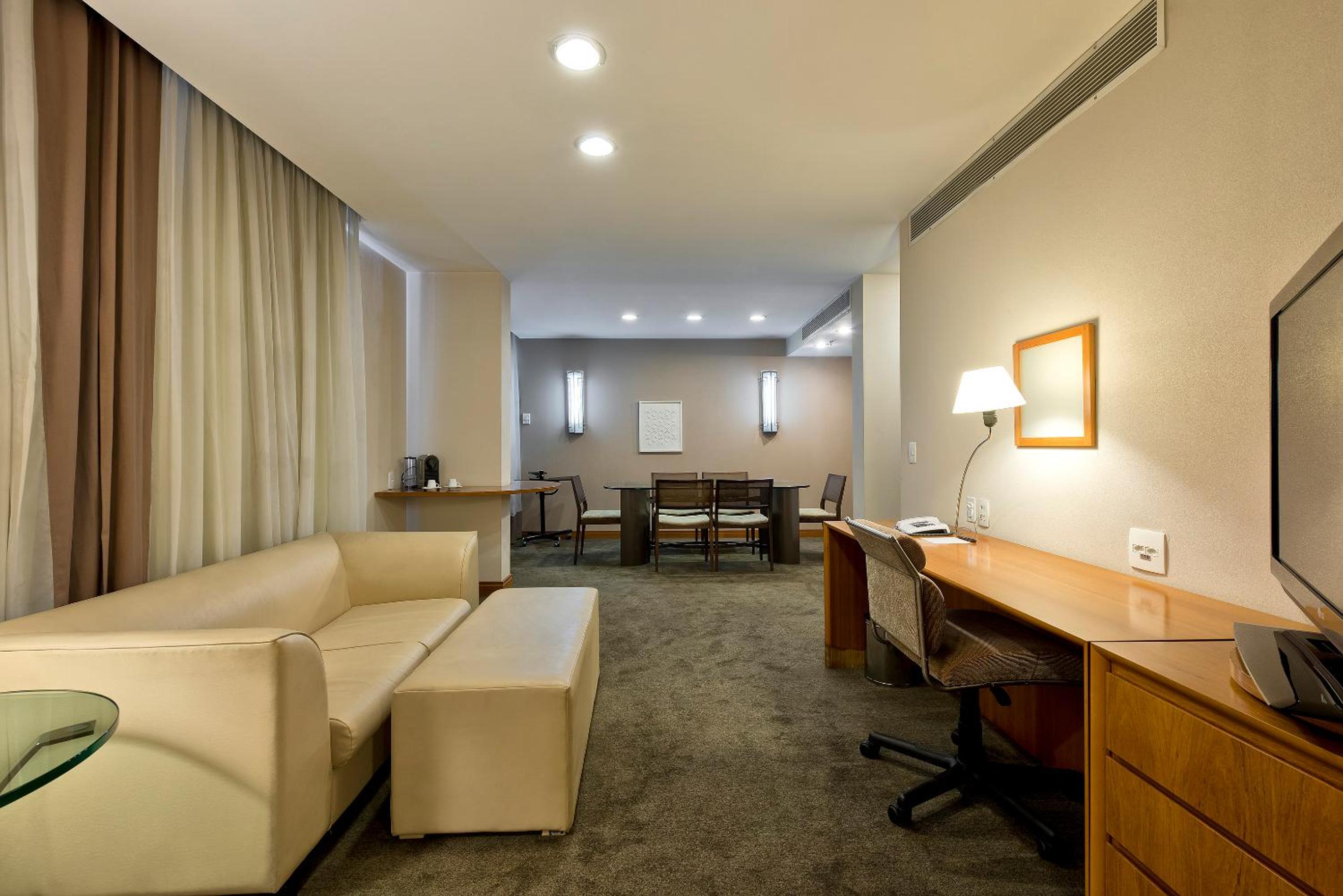 Executive Junior Suite Queen
