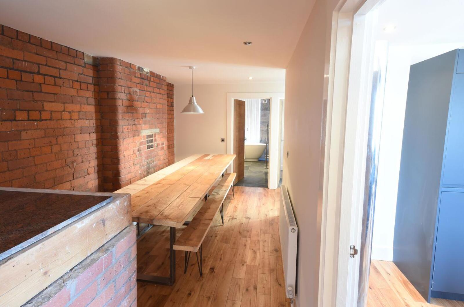 Apartment - Photo 4