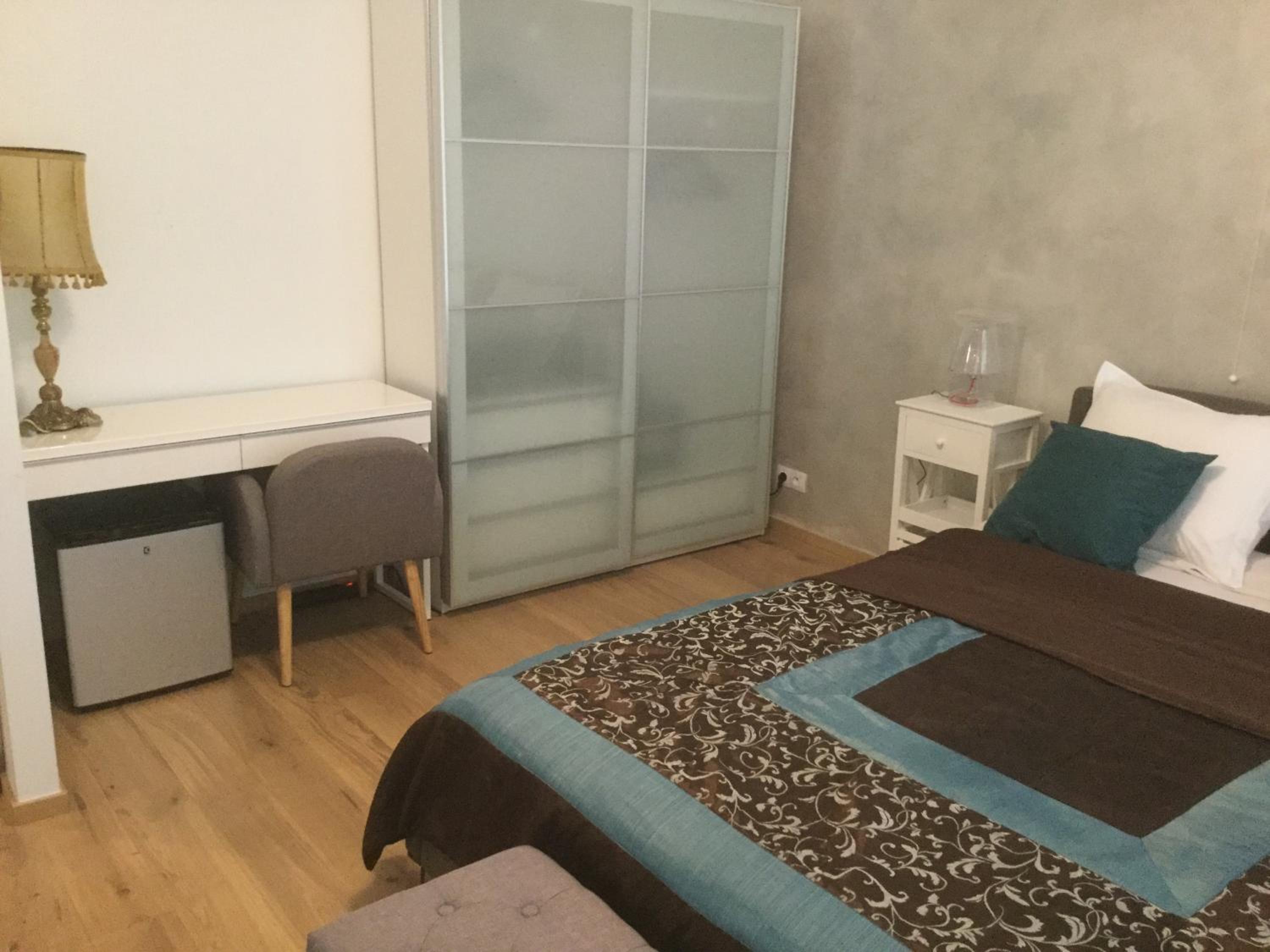 Double Room with Private External Bathroom photo 2