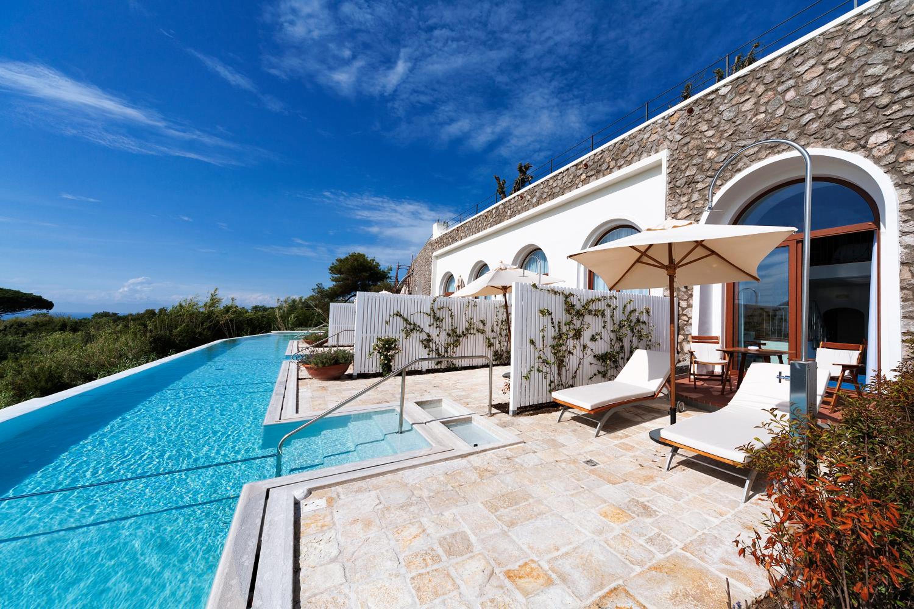 Suite with Sea View - Split Level (4 Adults) - Photo 9
