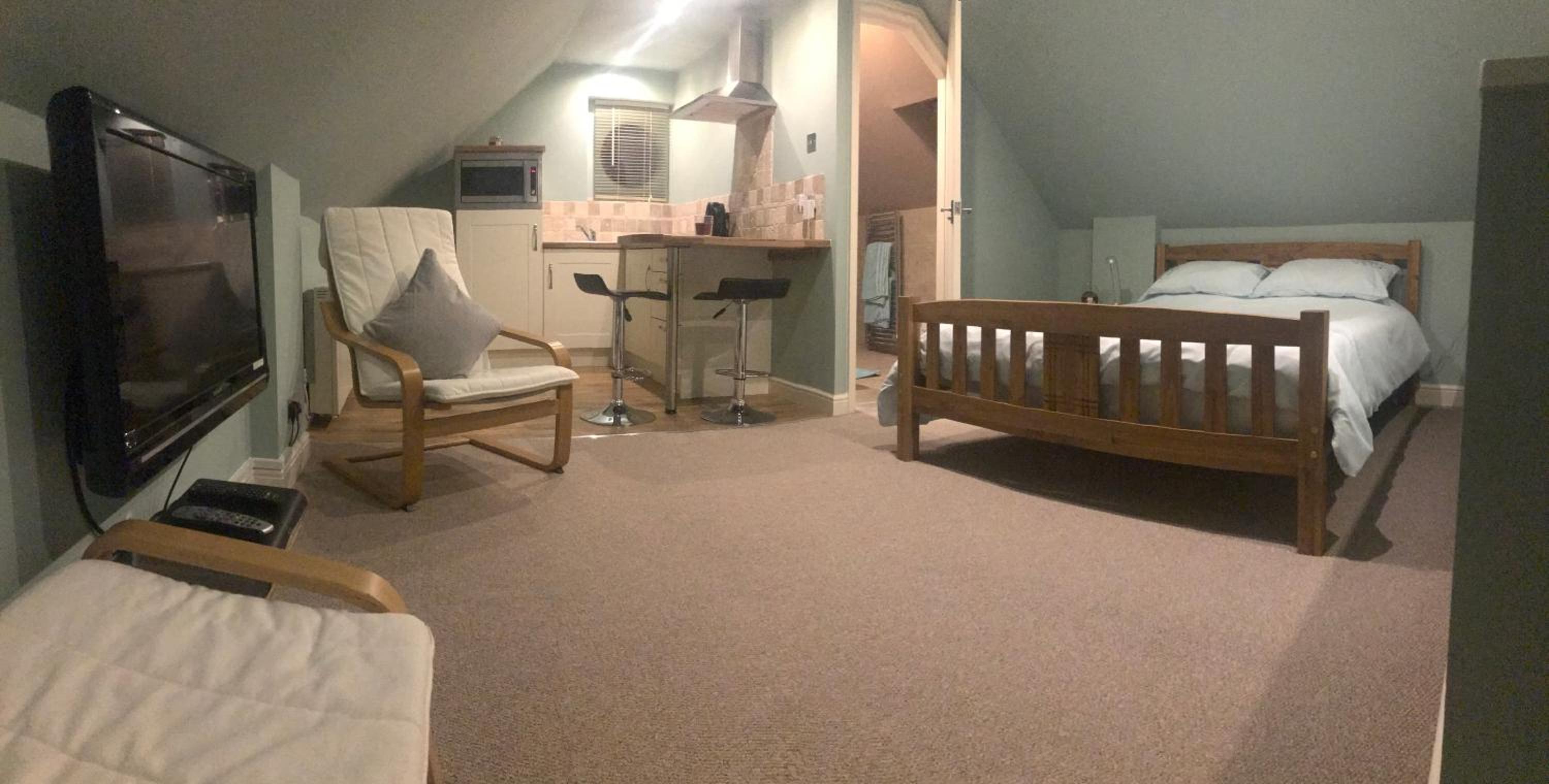 Studio Apartment