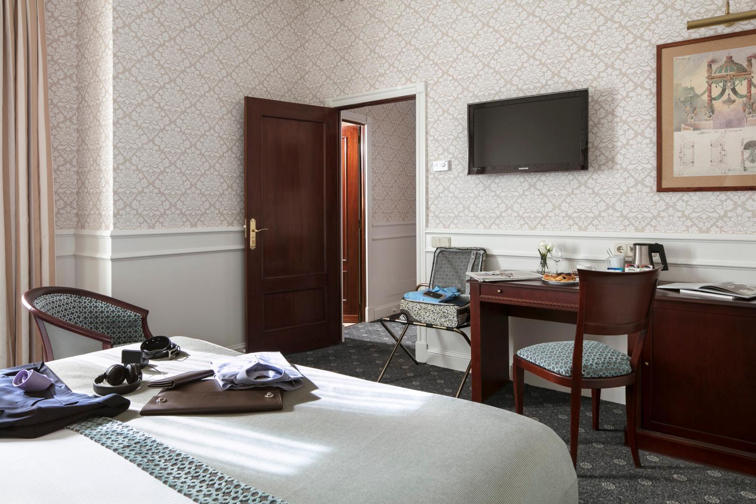 Double or Twin Room photo 2