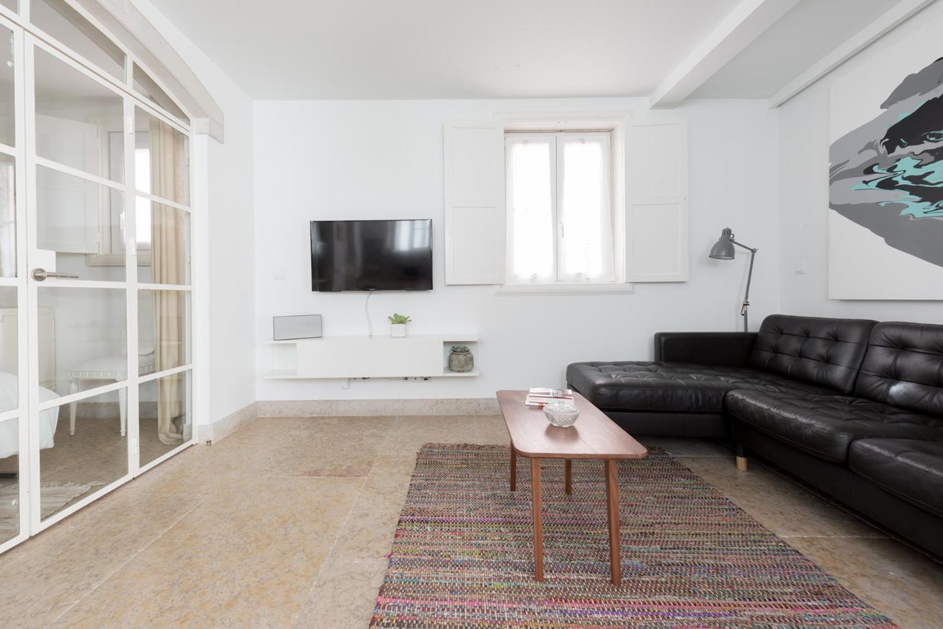 Apartment - Ground Floor photo 2