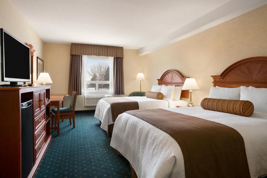 Two-Bedroom Suite - Non-Smoking - Photo 1