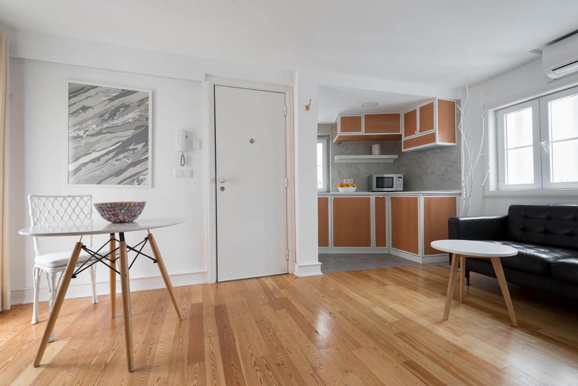 Apartment photo 3