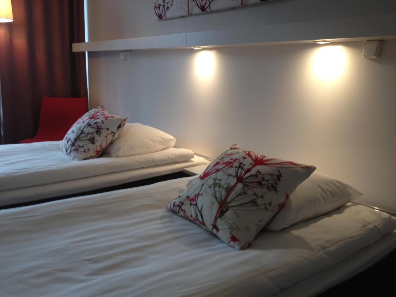 Standard Twin Room photo 2