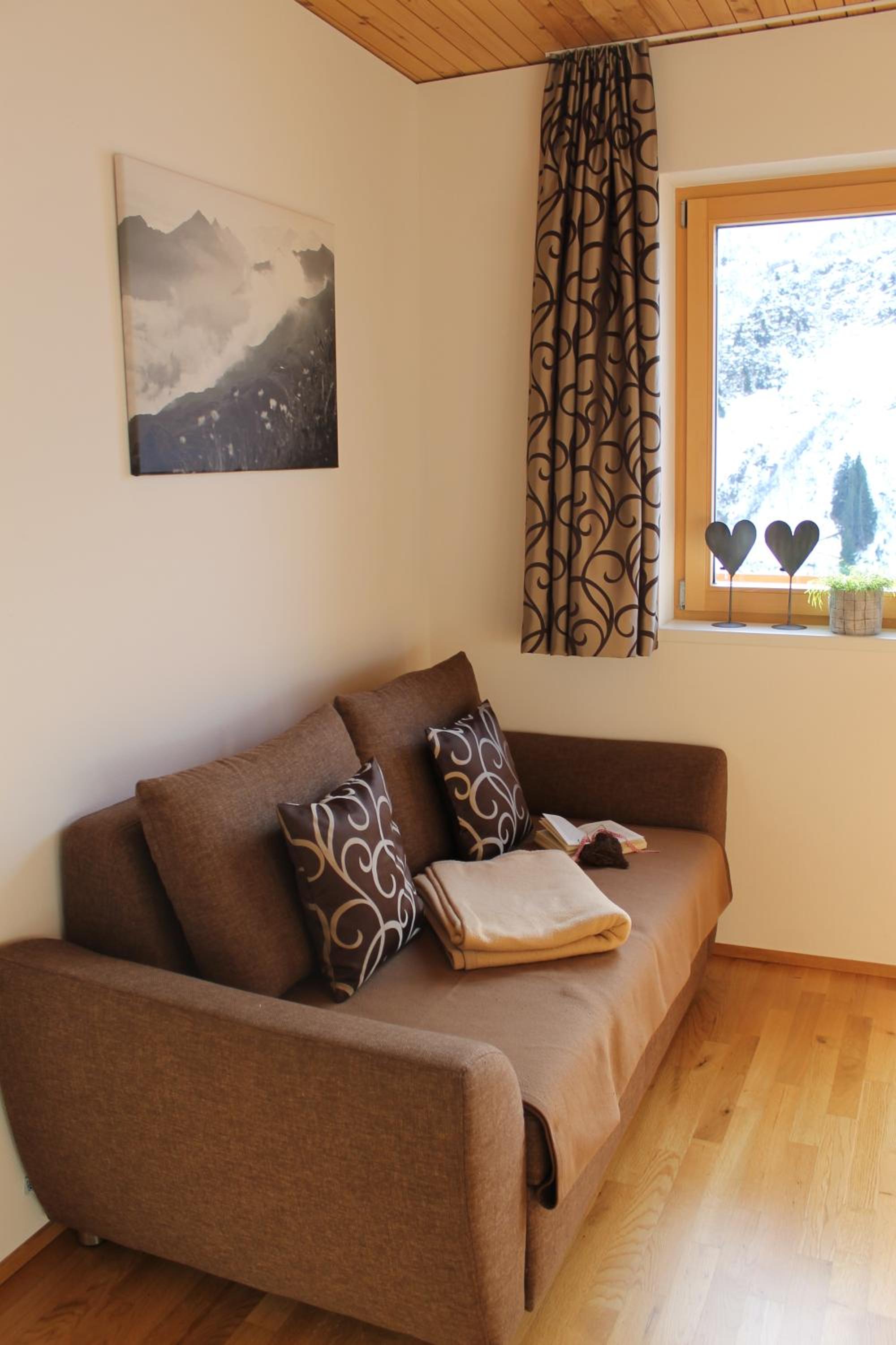One-Bedroom Apartment photo 2