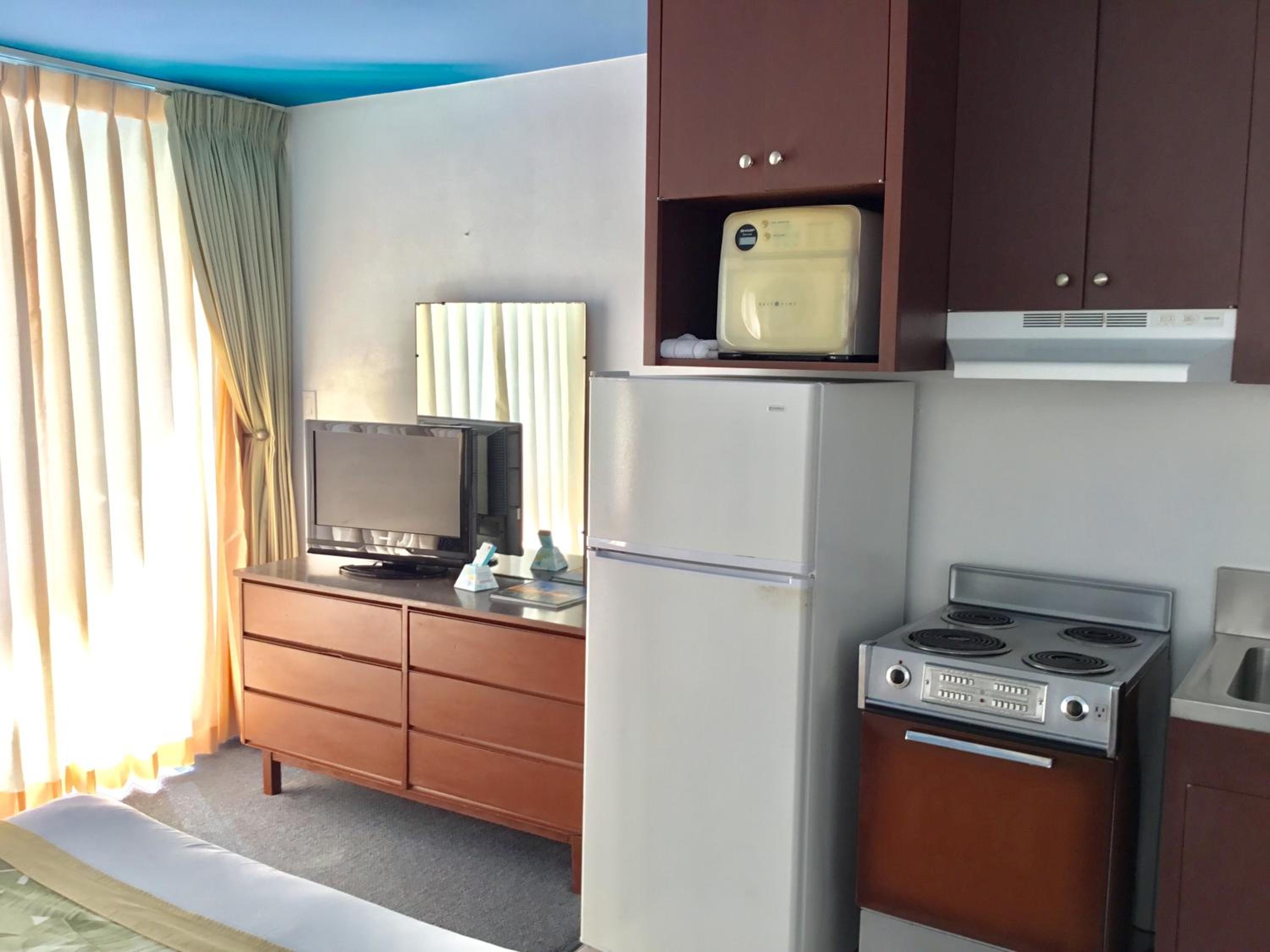 One-Bedroom King with Deluxe Amenities