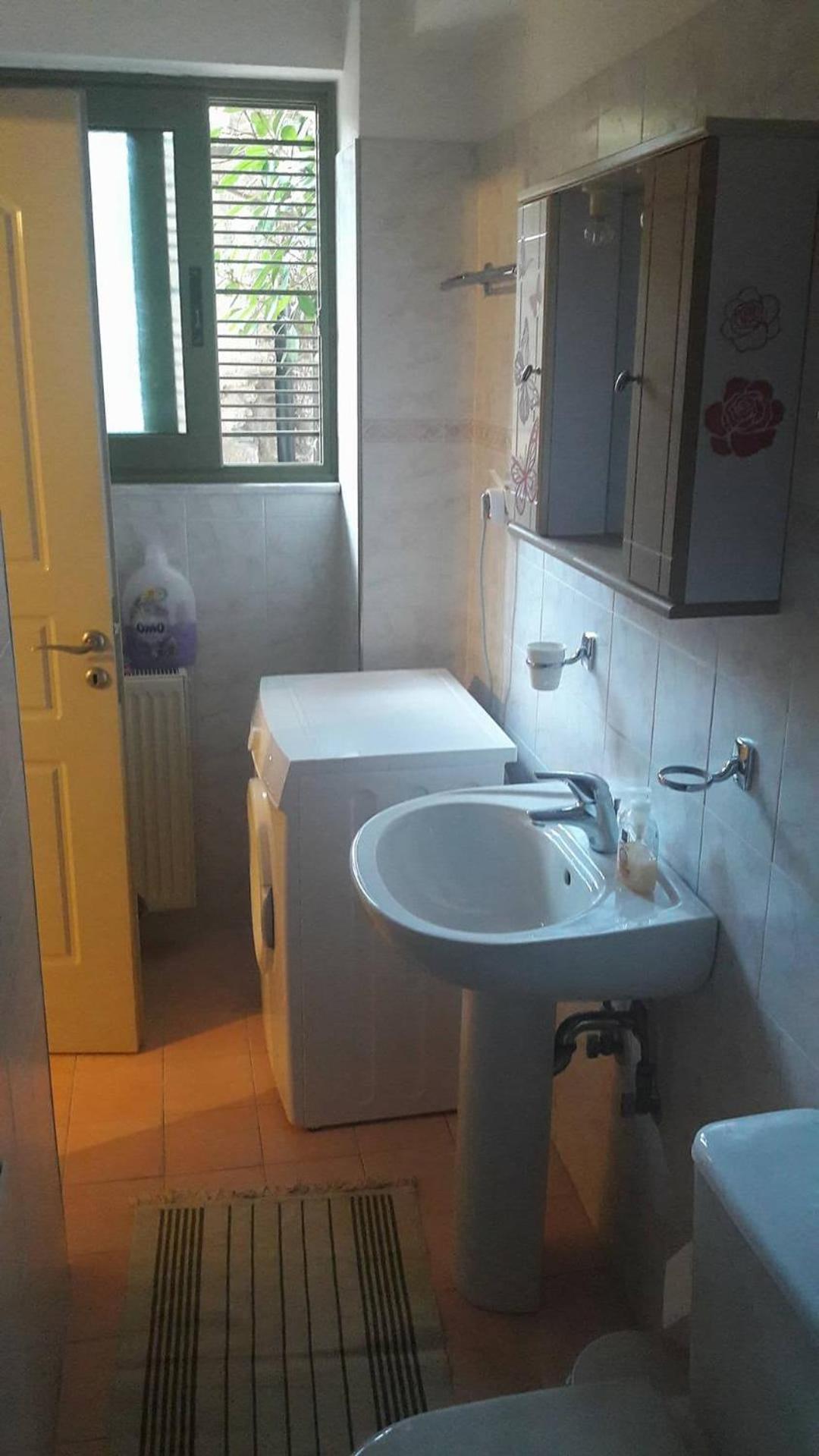 Studio Apartment - Photo 2