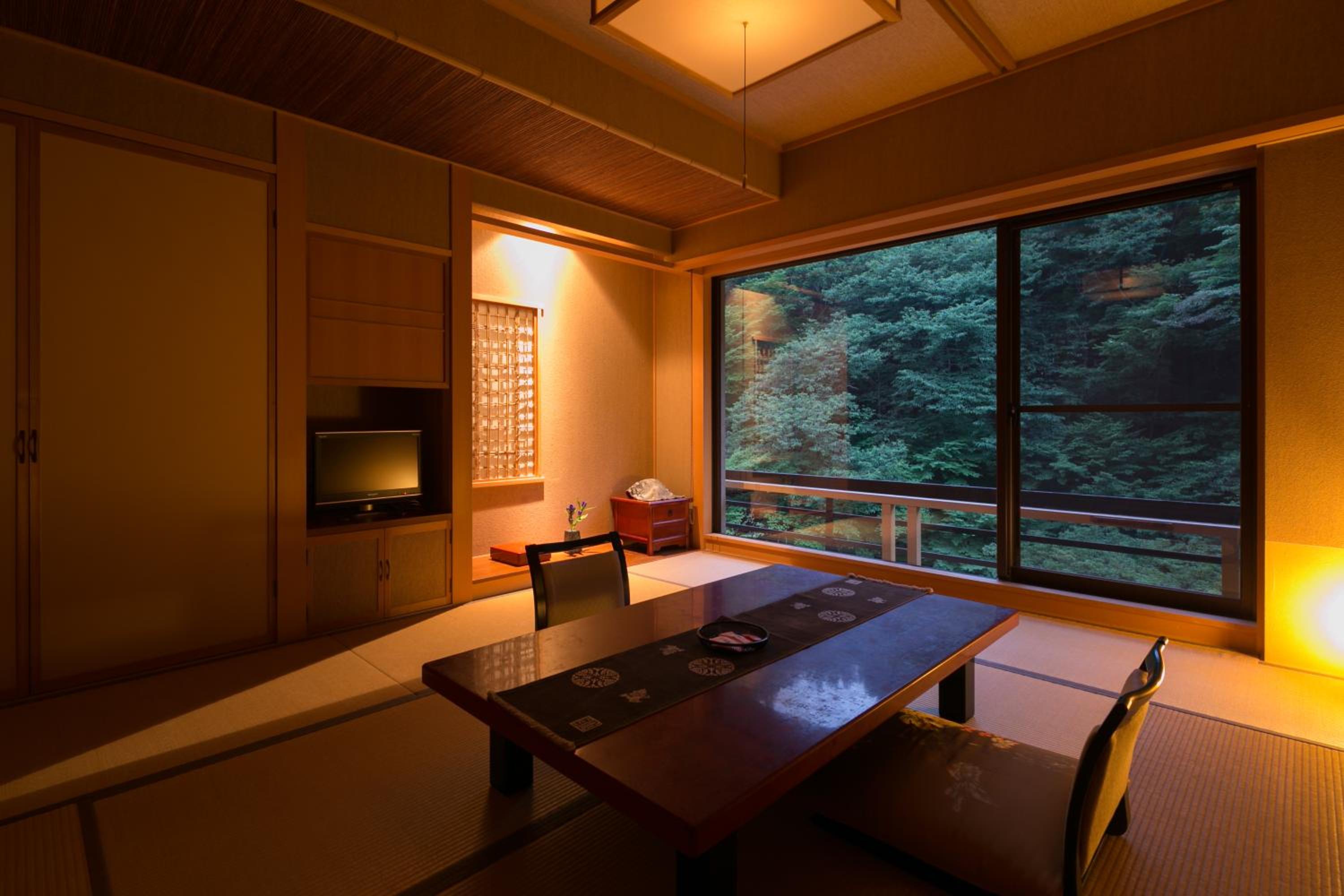 Japanese-Style Standard Room with Open-Air Bath - Photo 2