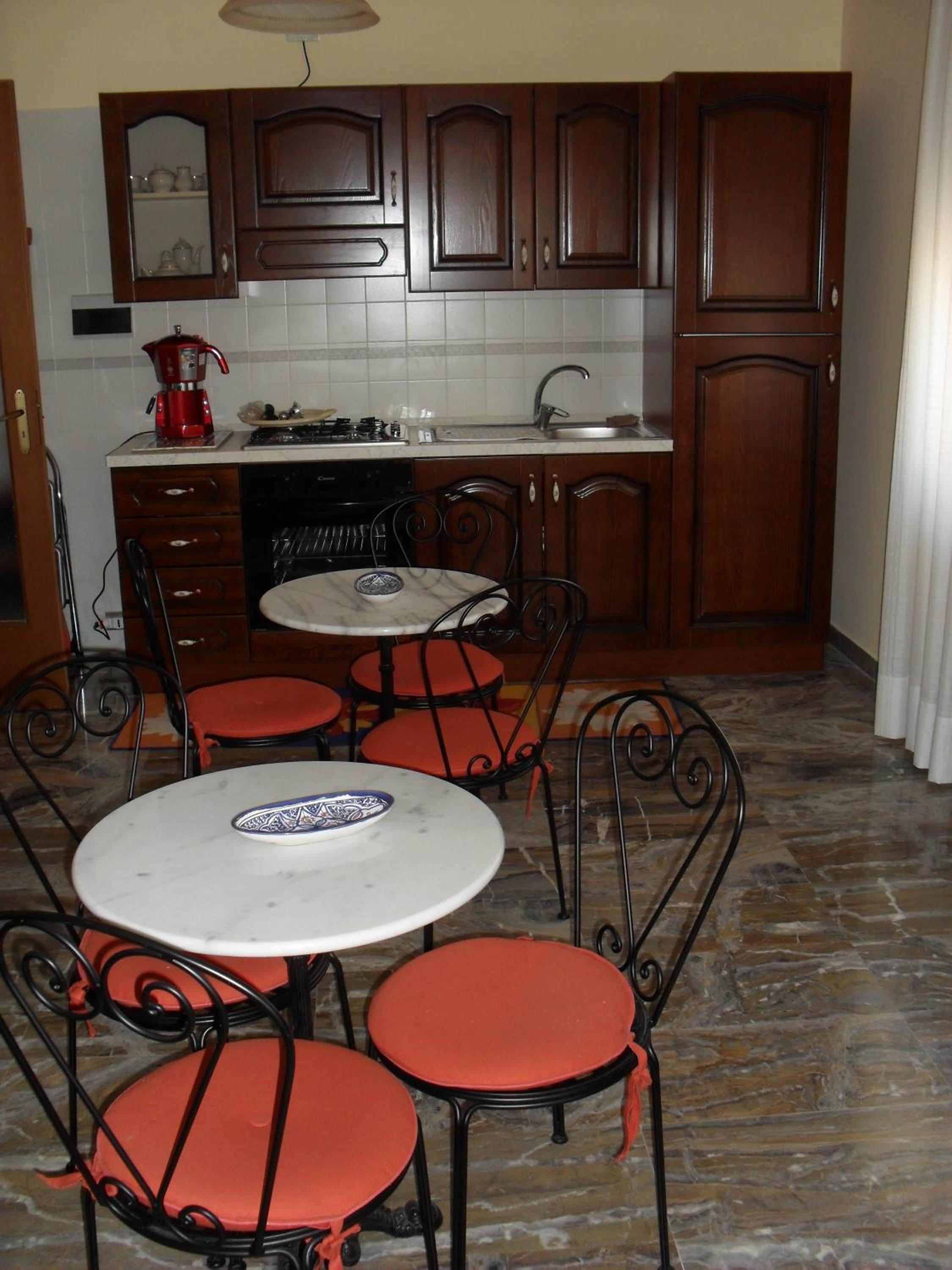 Deluxe Double or Twin Room with Balcony - Photo 4