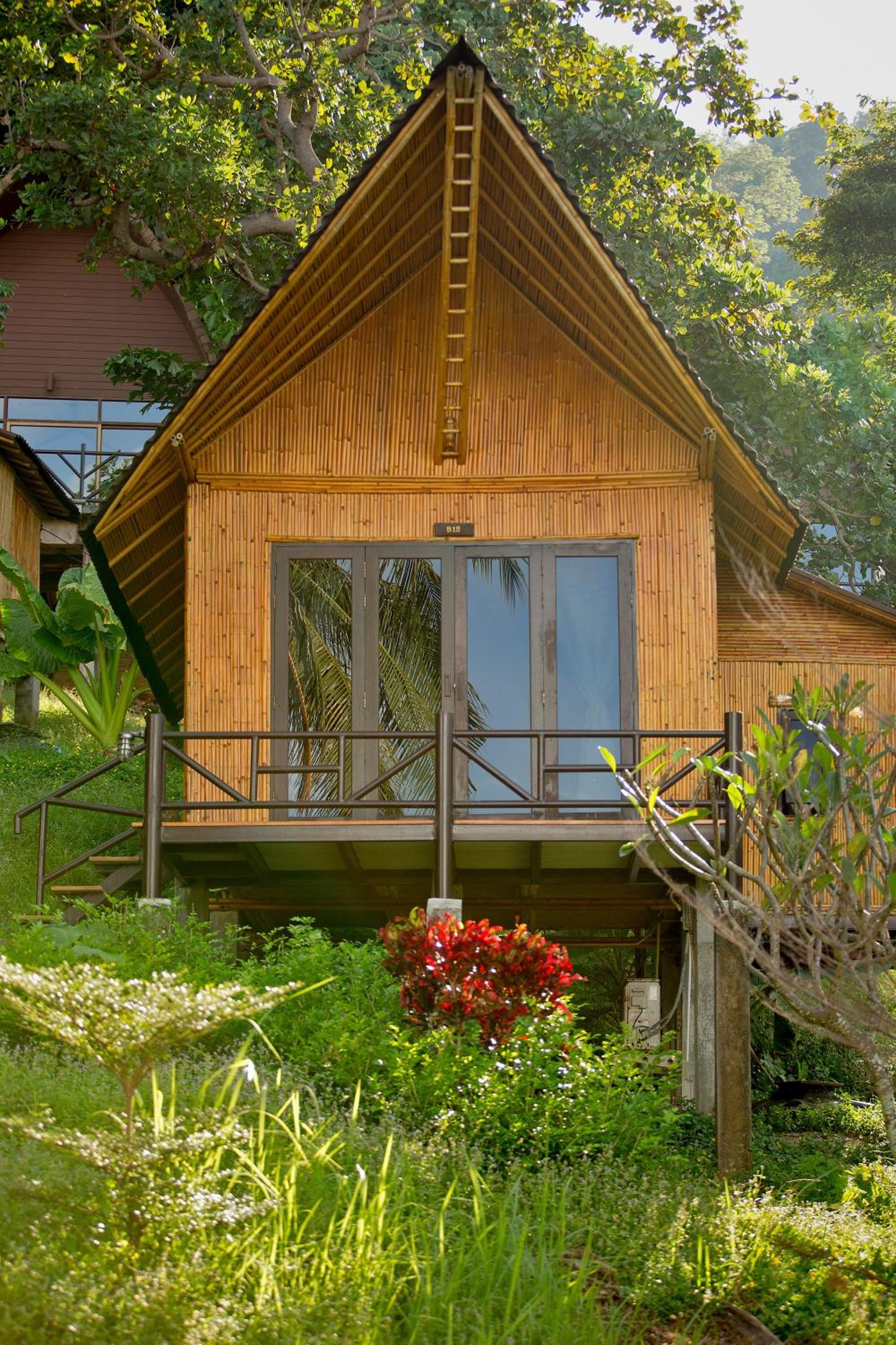 Beach Bamboo Bungalow photo 2