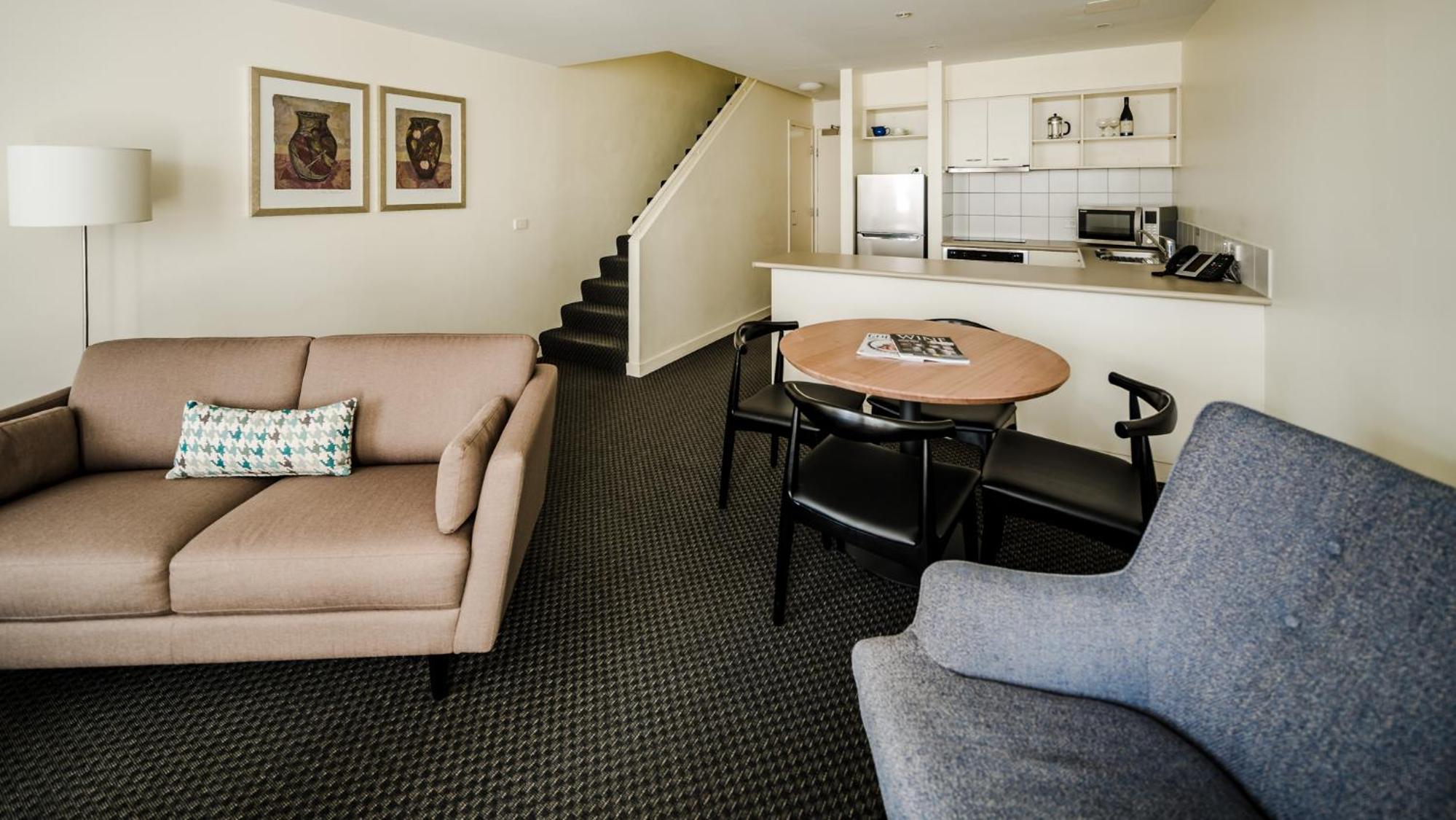 Two-Bedroom Apartment - Townhouse