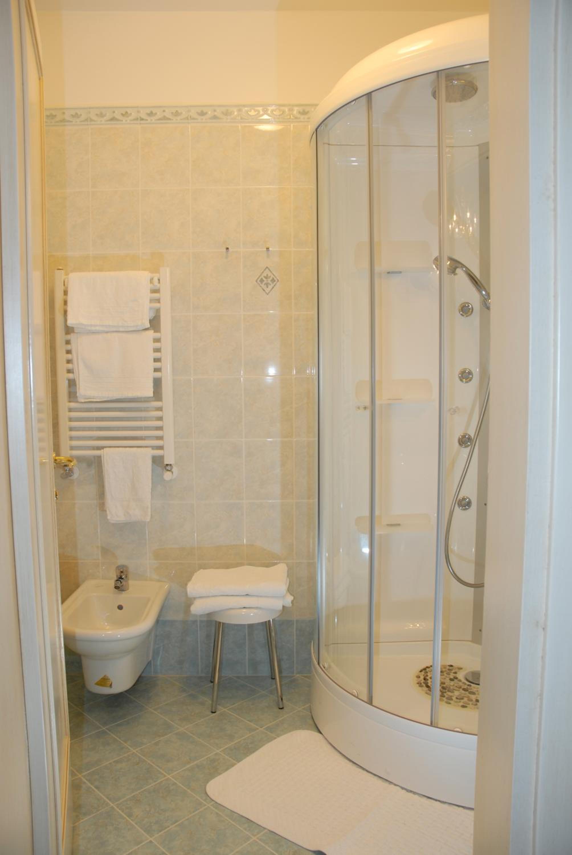 Triple Room photo 3