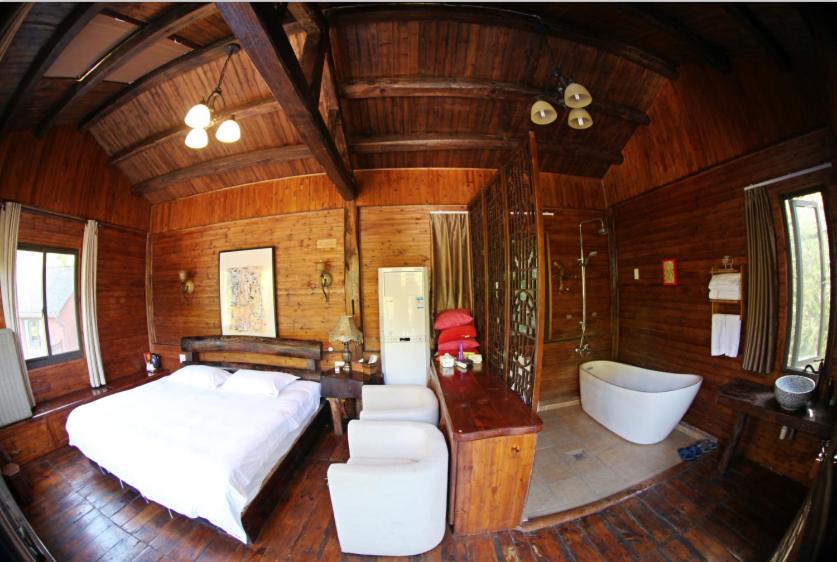 Two-Bedroom Chalet photo 1