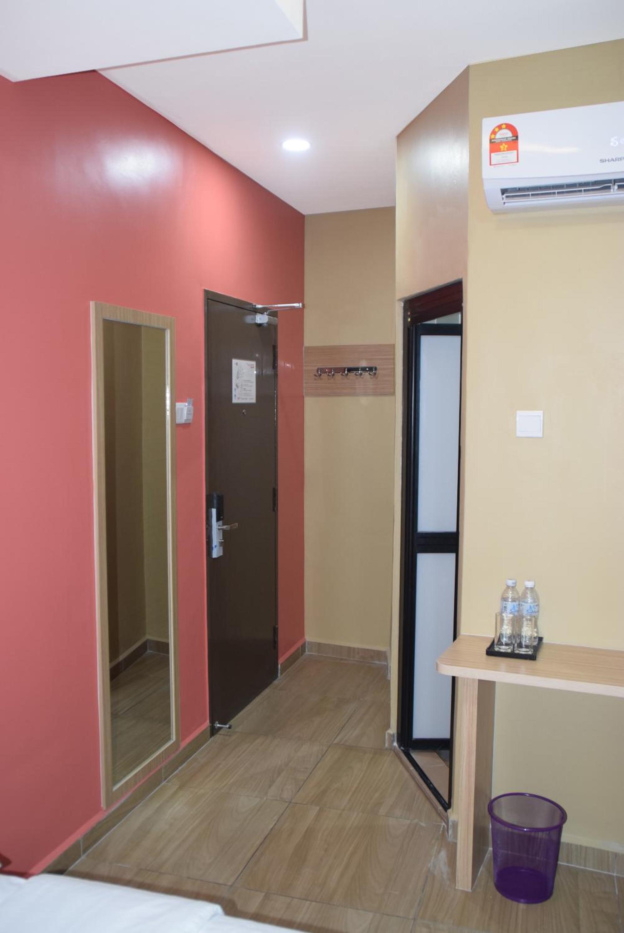 Superior Room (City View) photo 2