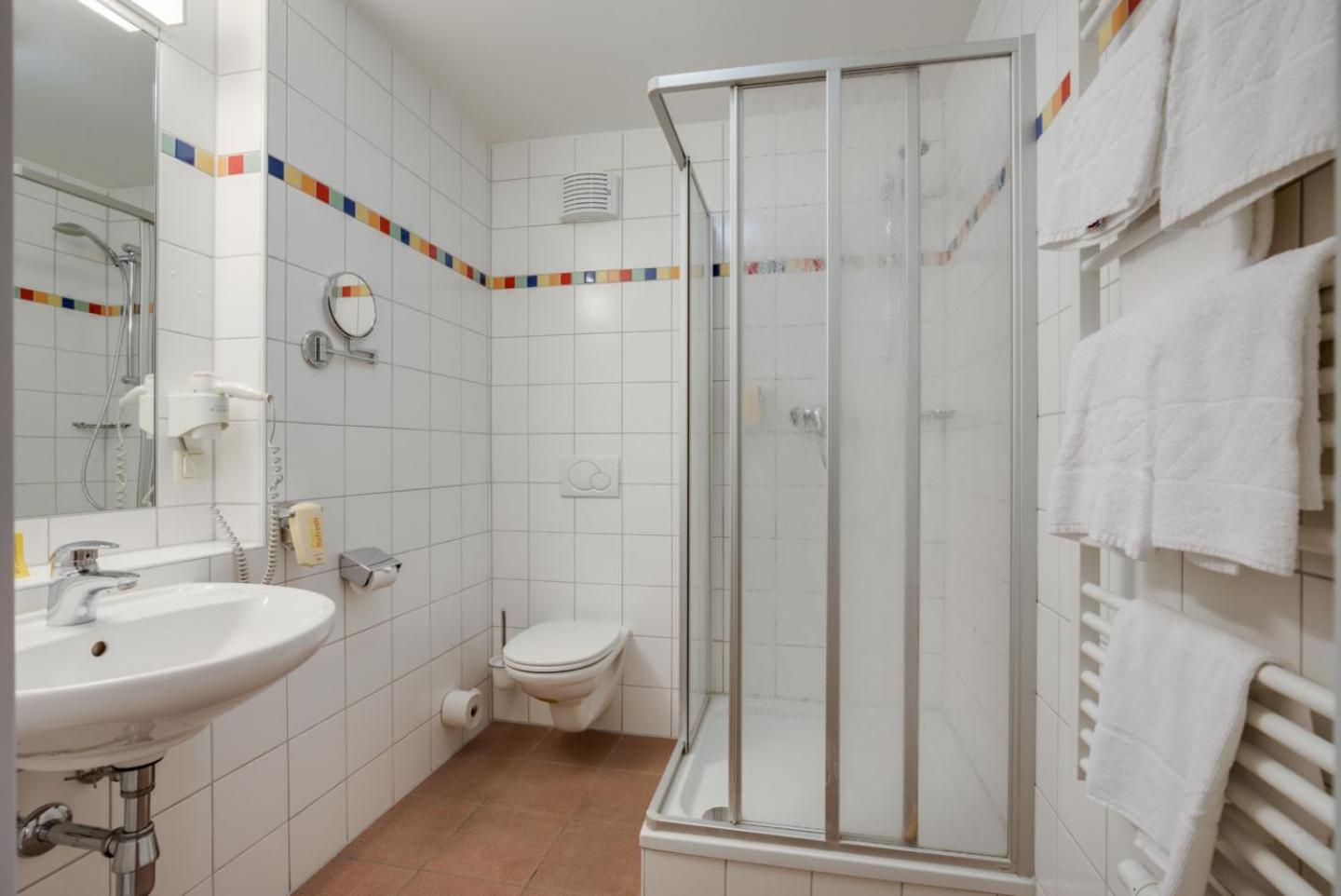 Quadruple Room - Photo 4