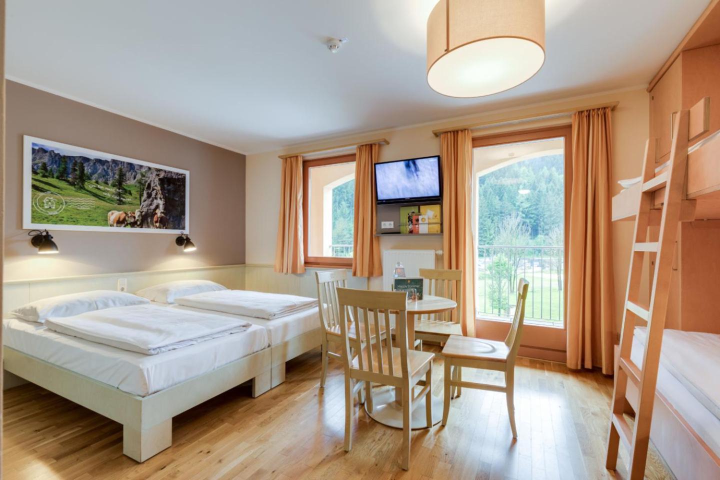 Quadruple Room - Photo 3
