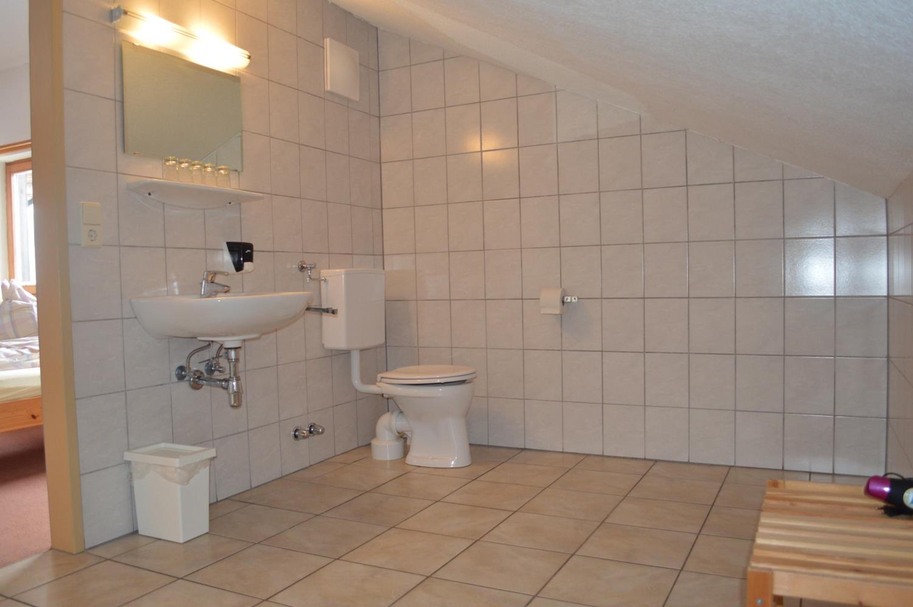 Quadruple Room - Photo 4