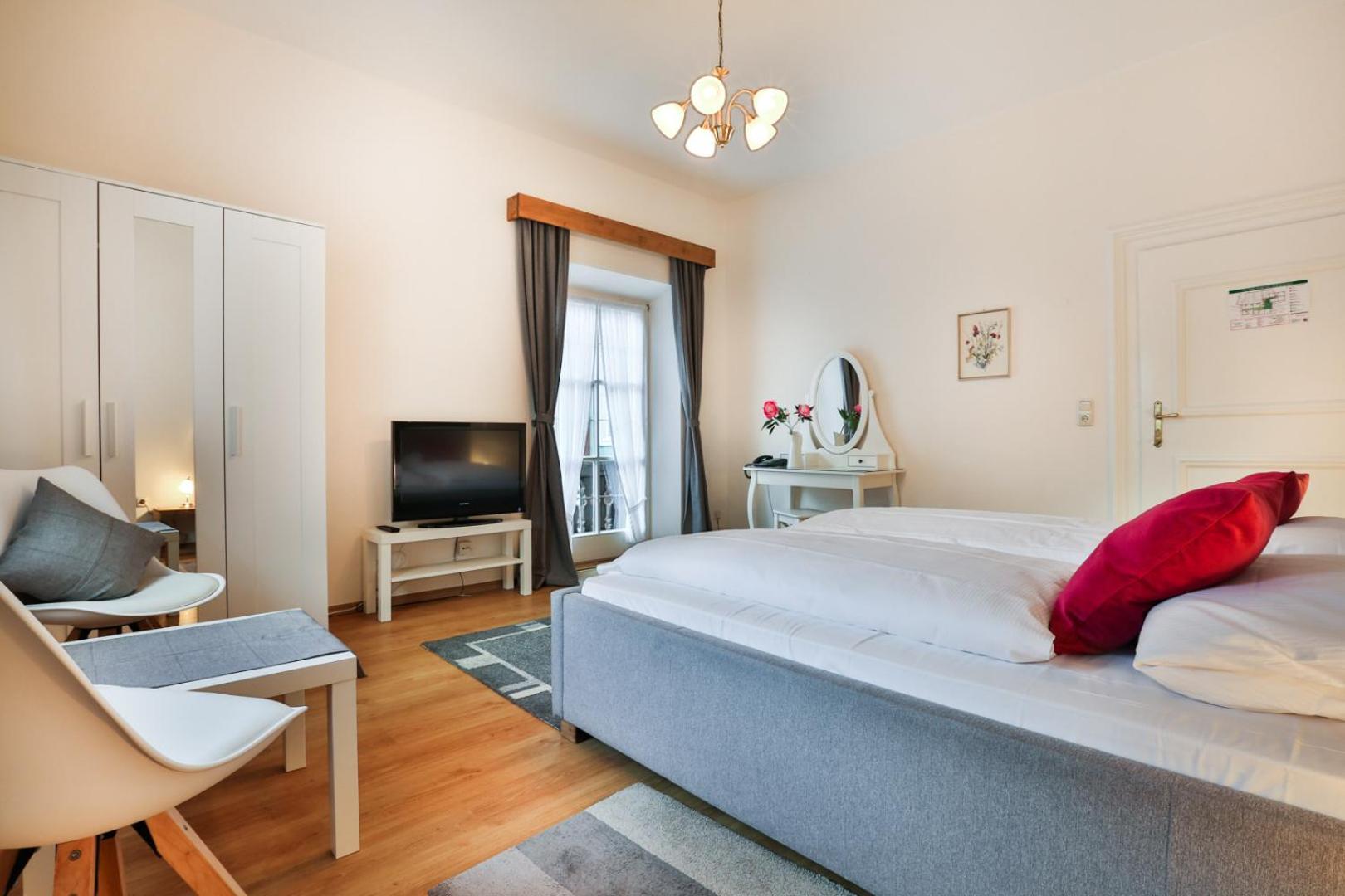Double Room with Lake View photo 3