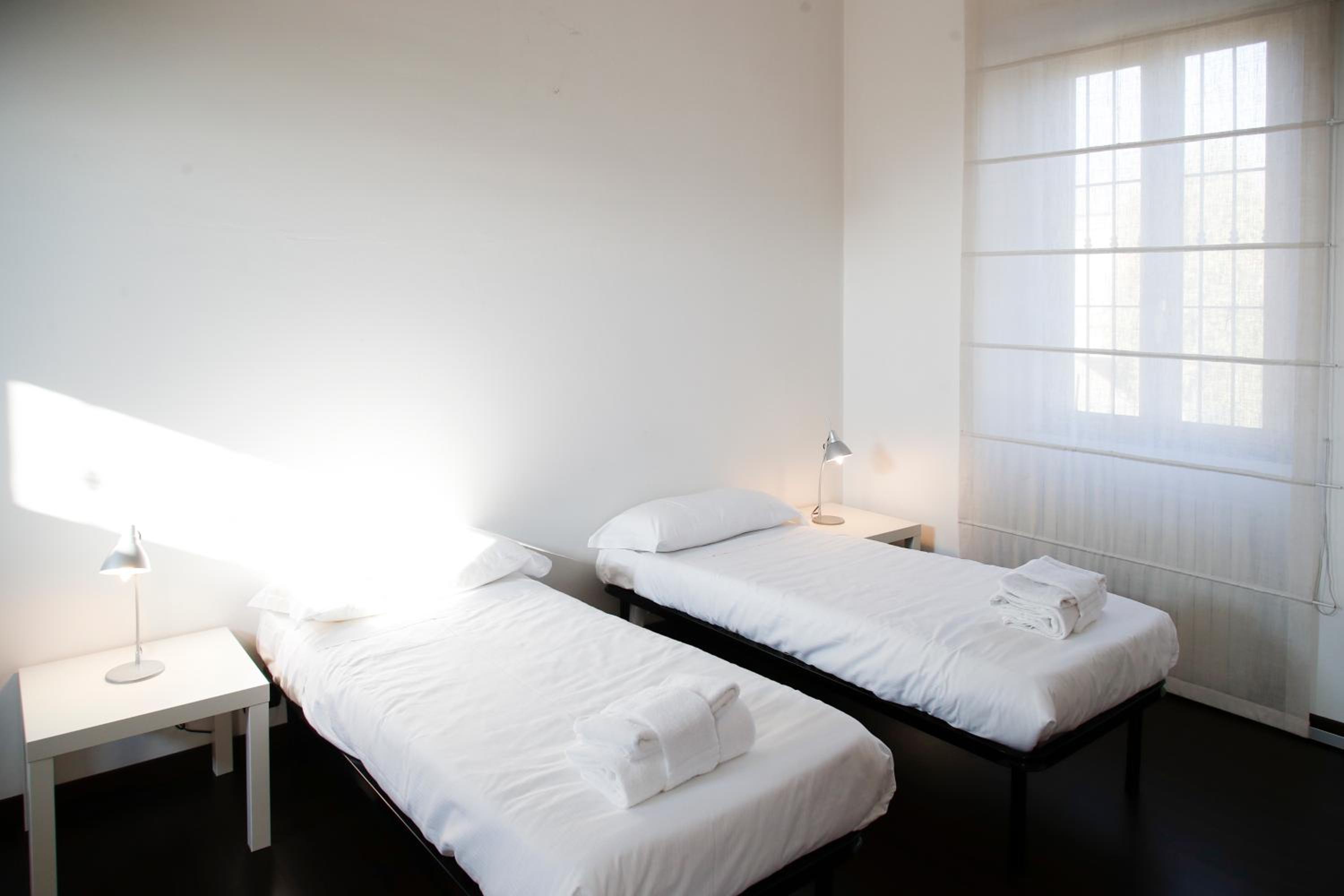 One-Bedroom Apartment photo 3