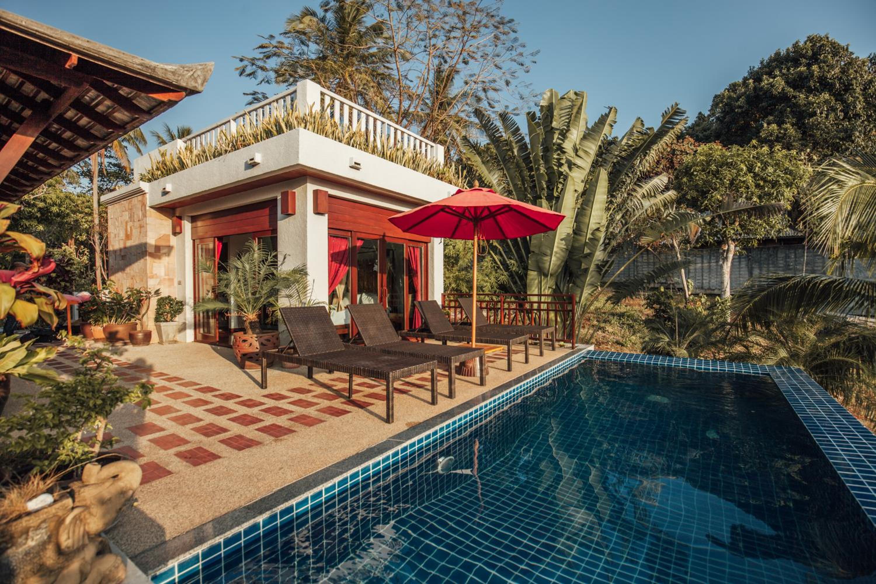 Three-Bedroom Villa with Private Pool photo 2