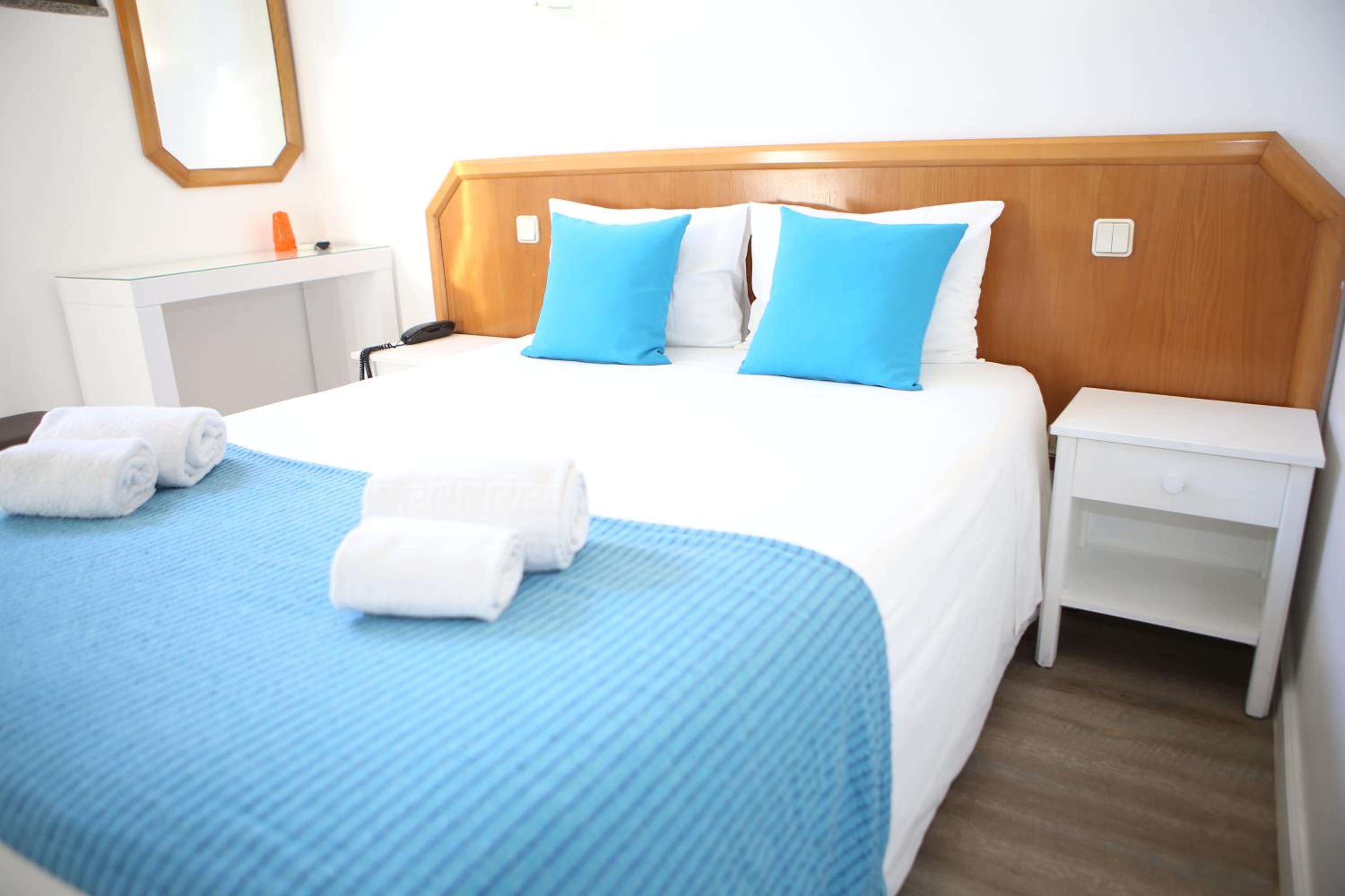 Economy Double Room photo 3