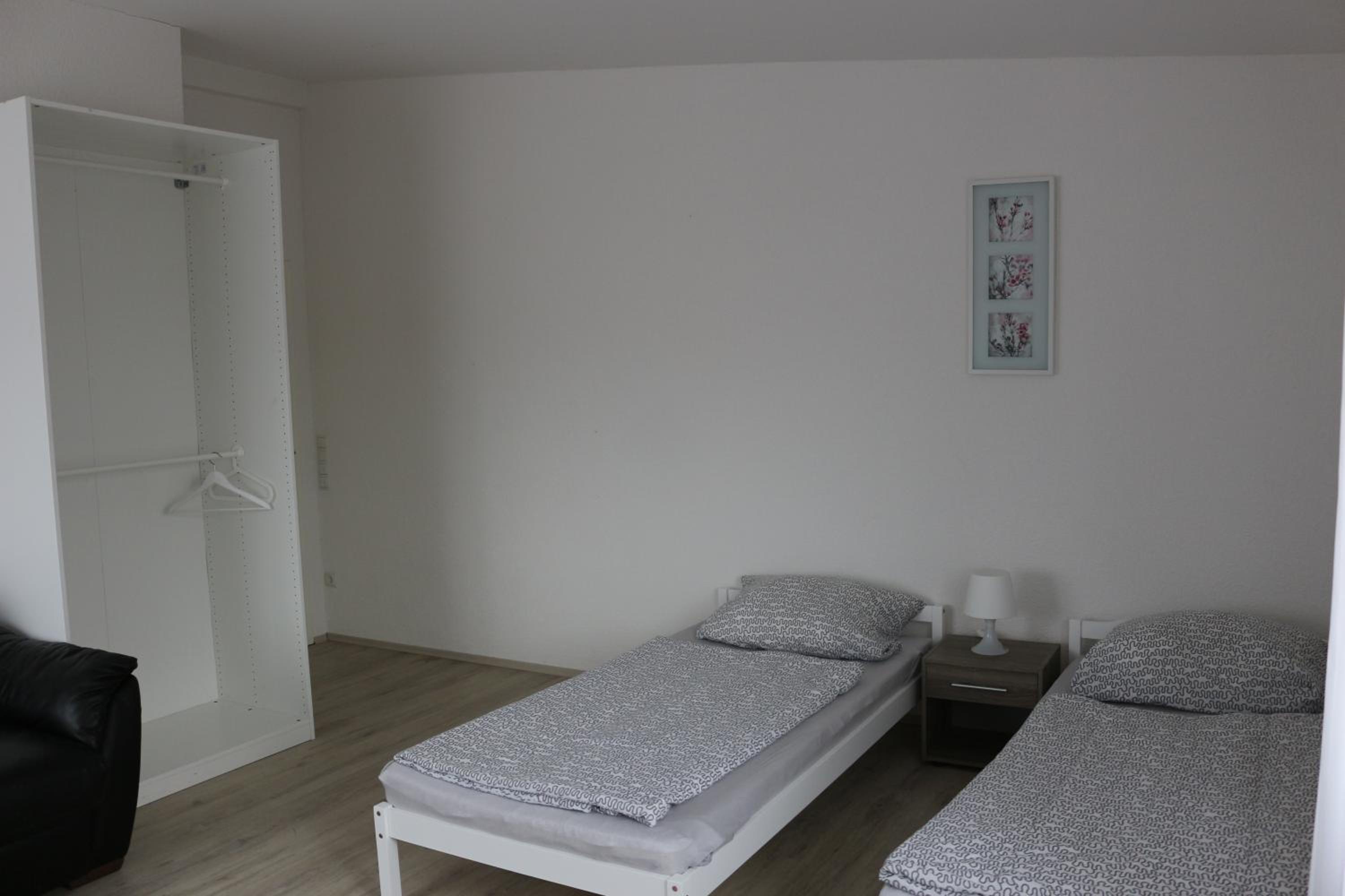 Double Room with Shared Bathroom and Kitchen photo 3