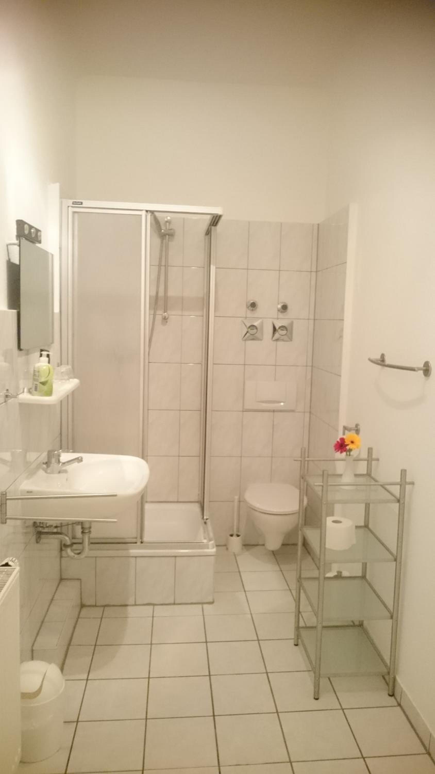 Single Room photo 3