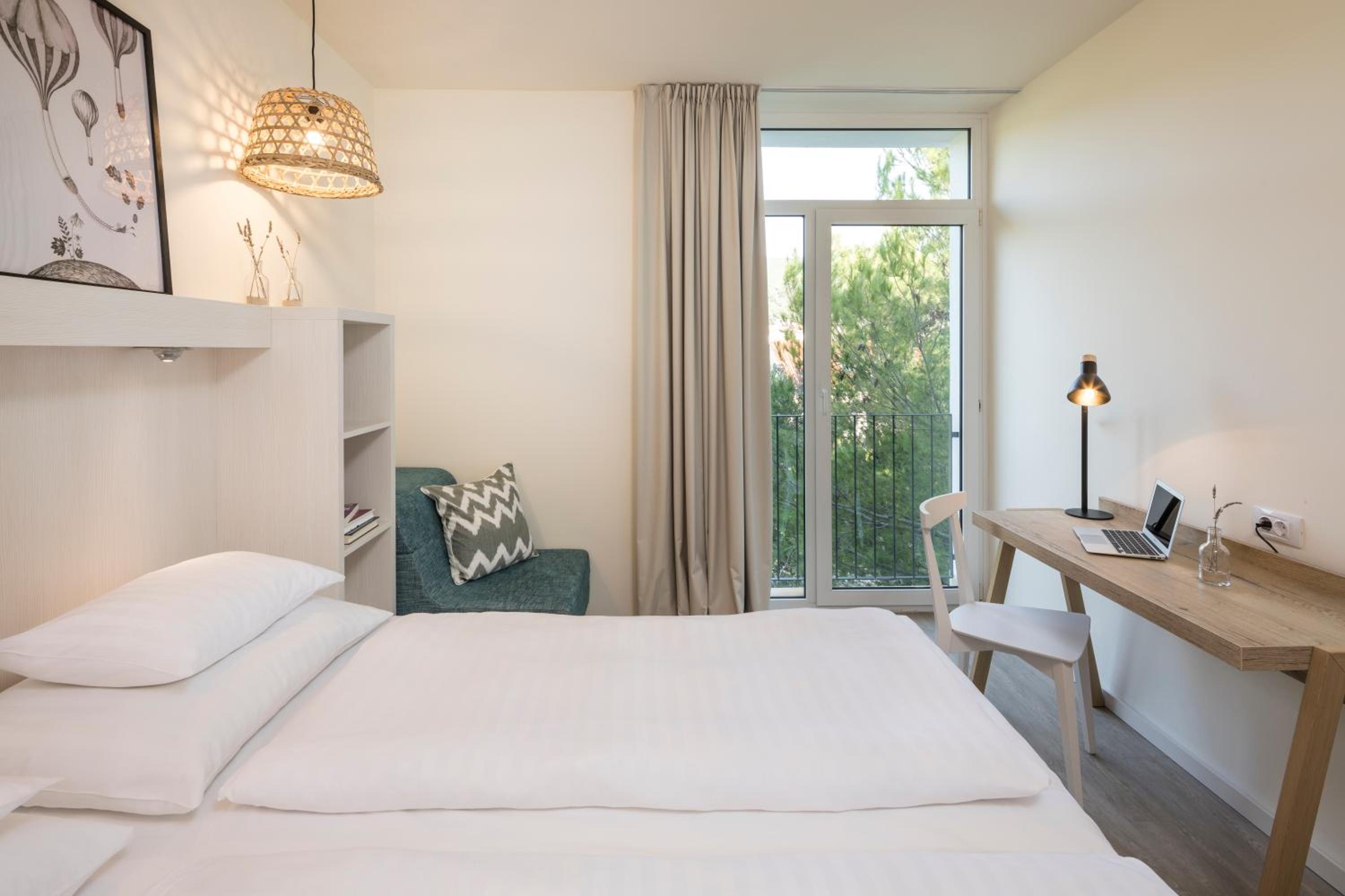 Superior Double Room - Photo 1