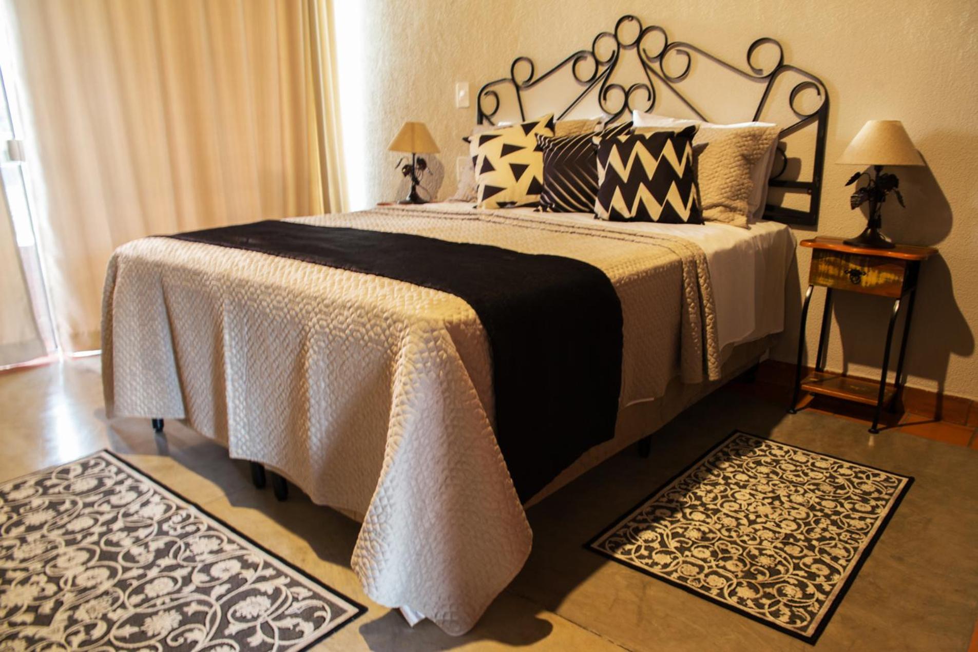 Queen Room with Balcony