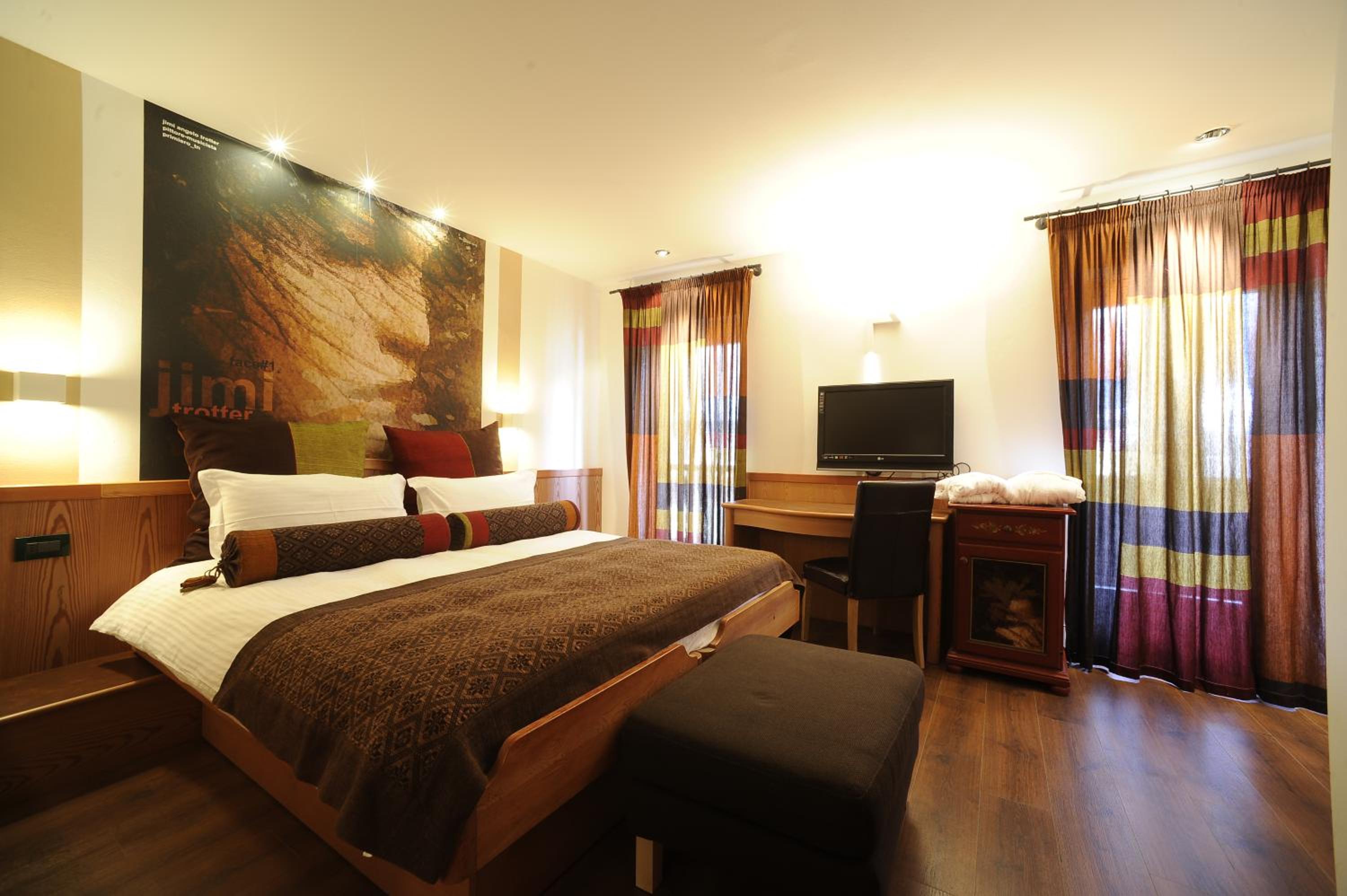 Superior Double or Twin Room - Photo 3