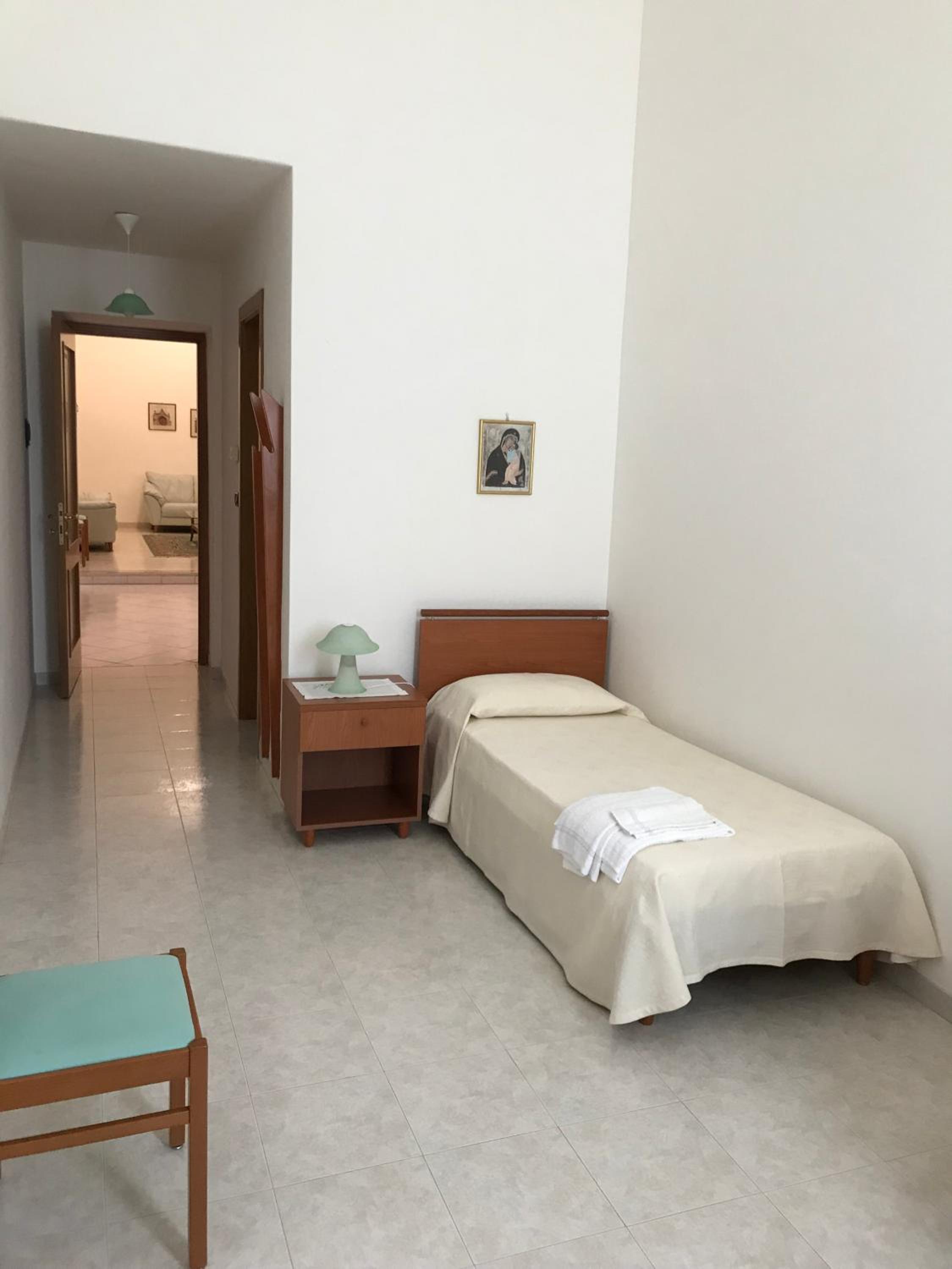 Single Room with Private Bathroom