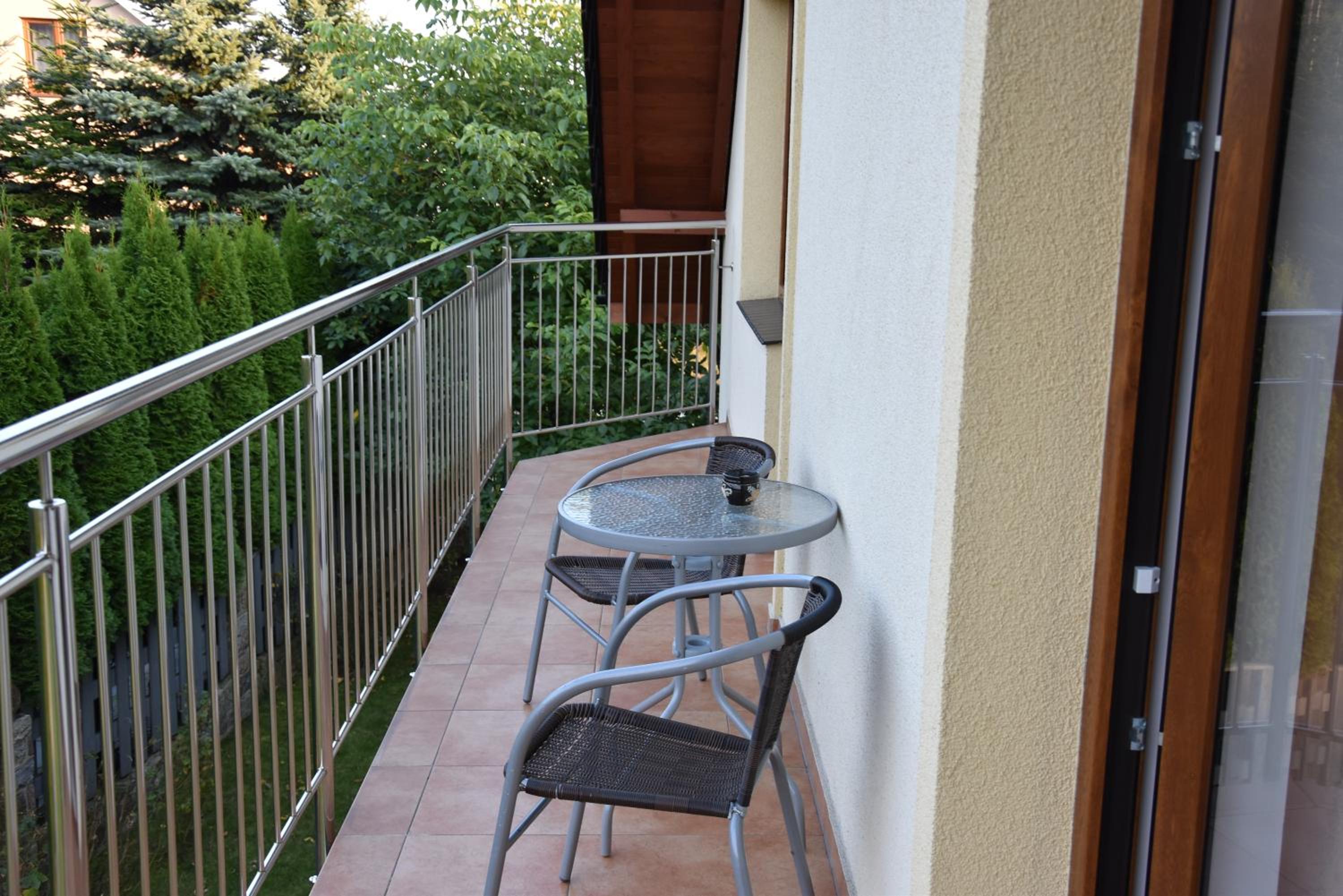 Double or Twin Room - Photo 8