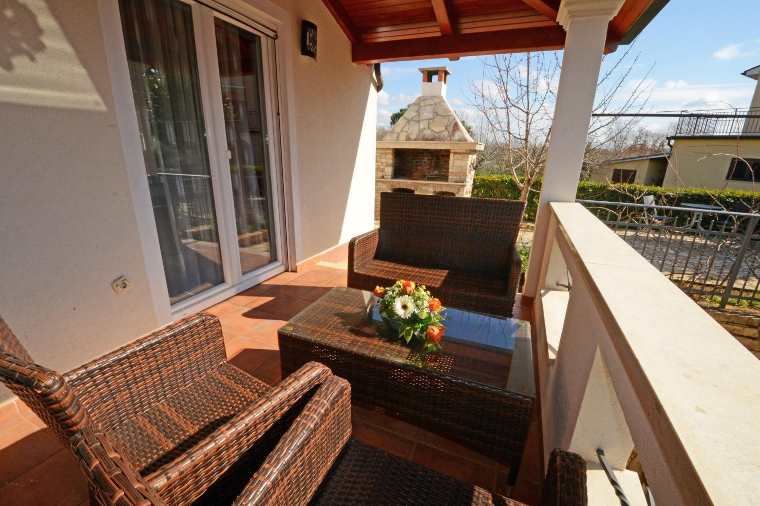 Villa with Private Pool - Photo 59