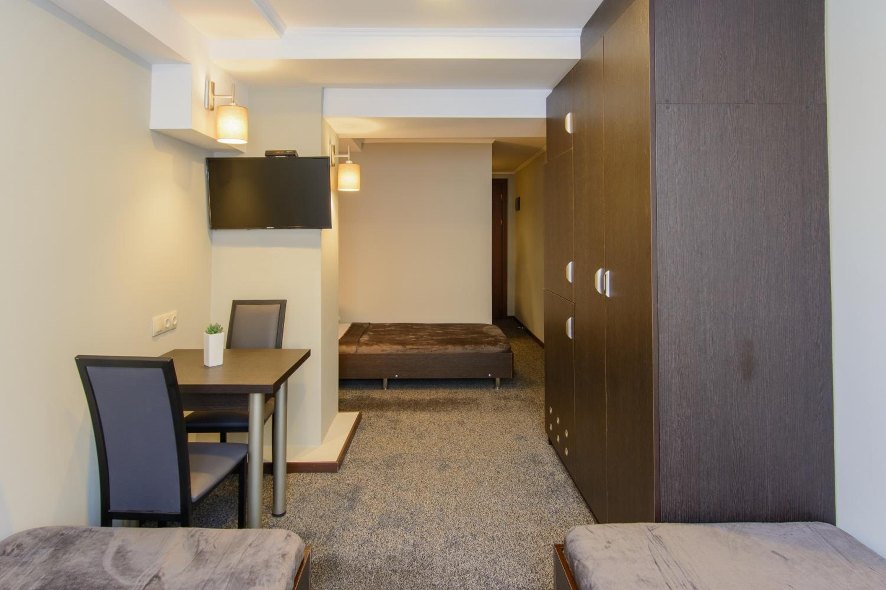 Comfort Triple Room with Shower photo 1