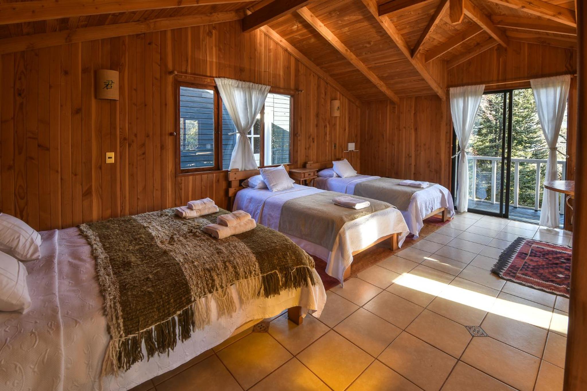 Superior Quadruple Room photo 3