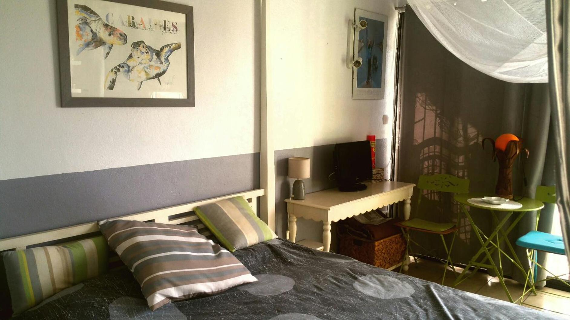 Studio Apartment with Sea View photo 1