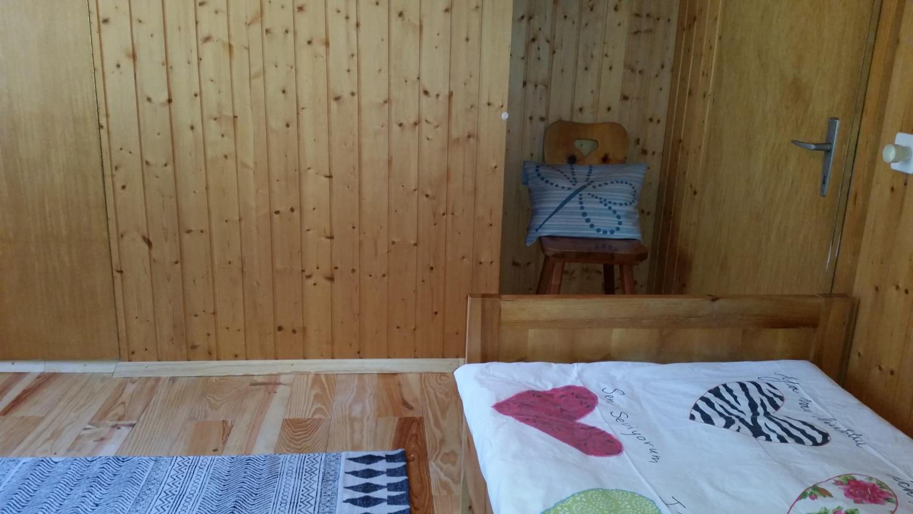 Three-Bedroom House photo 1