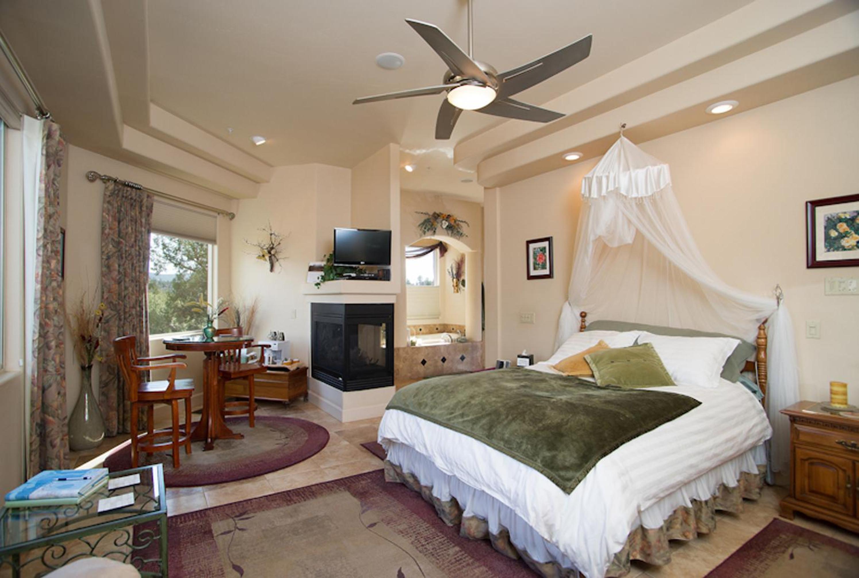 Deluxe Double Room with Bath
