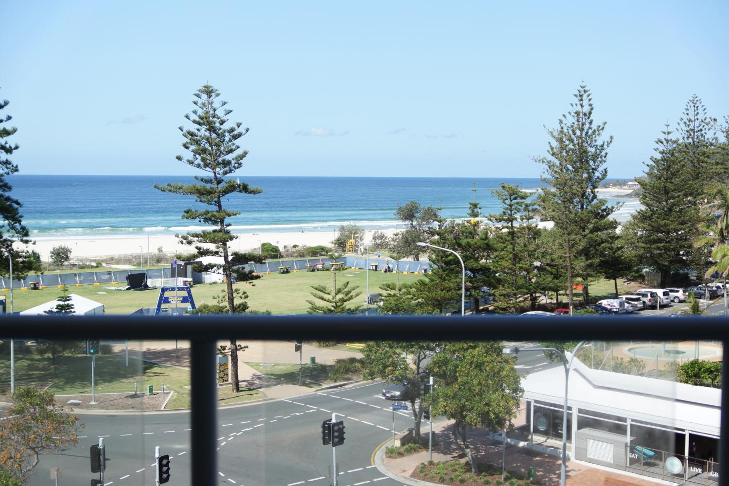 Two-Bedroom Apartment with Beach View - Photo 18